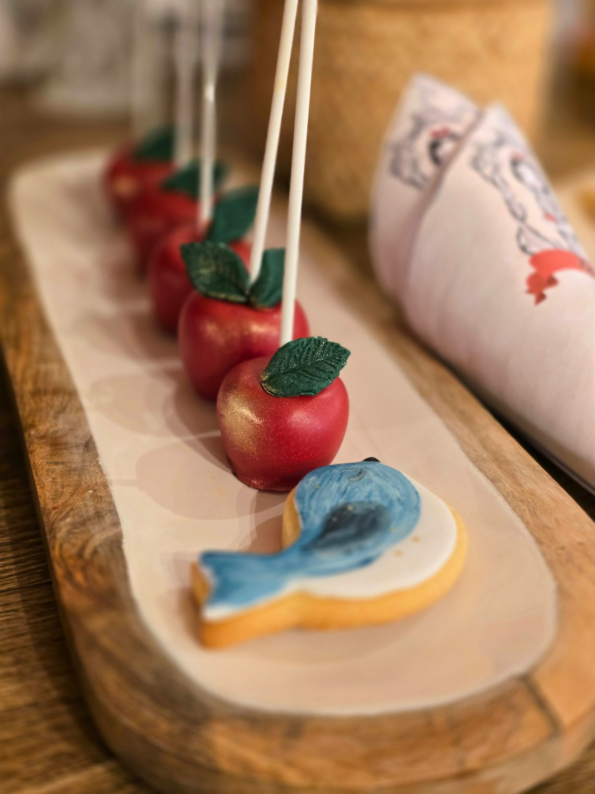 Candy Bar Snow White