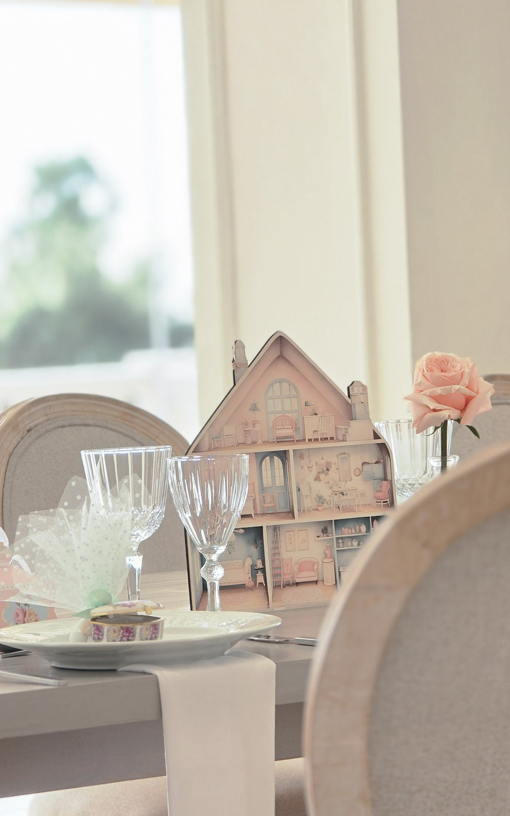 Little Dollhouse