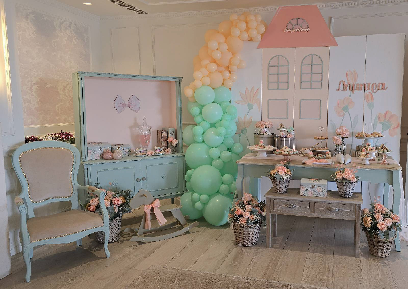 Little Dollhouse
