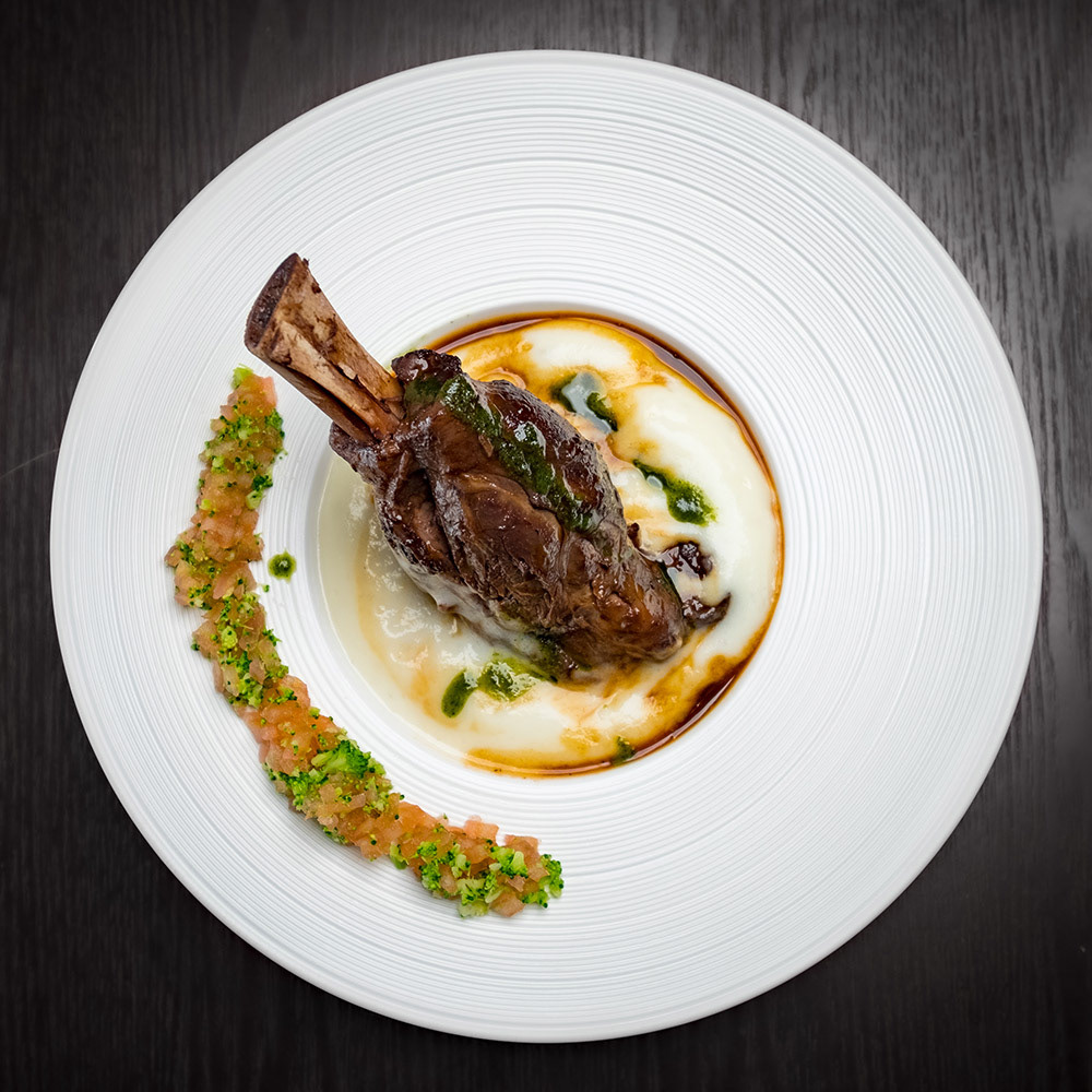 Lamb Shank Braised In Red Wind