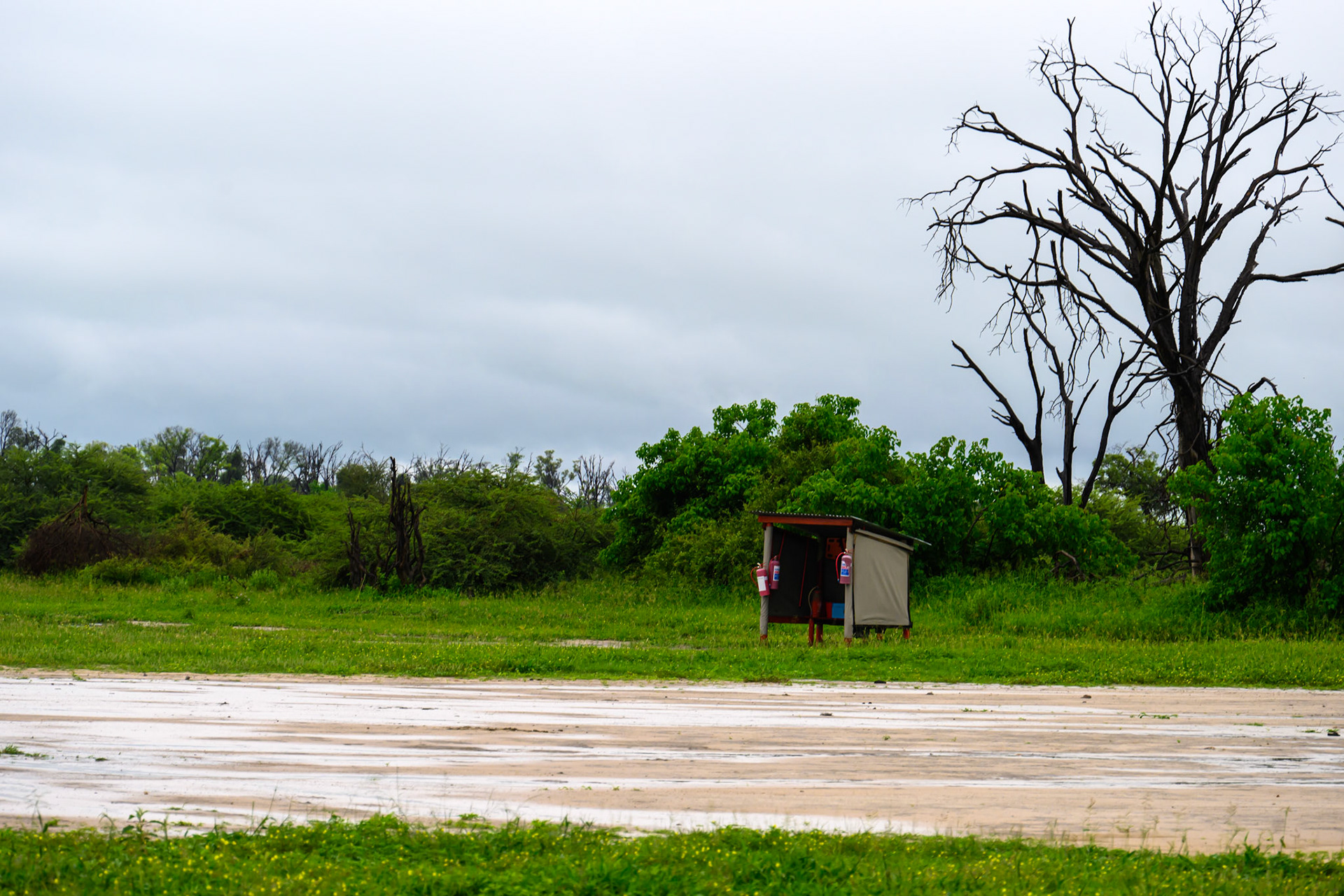Airstrip Departure Lounge