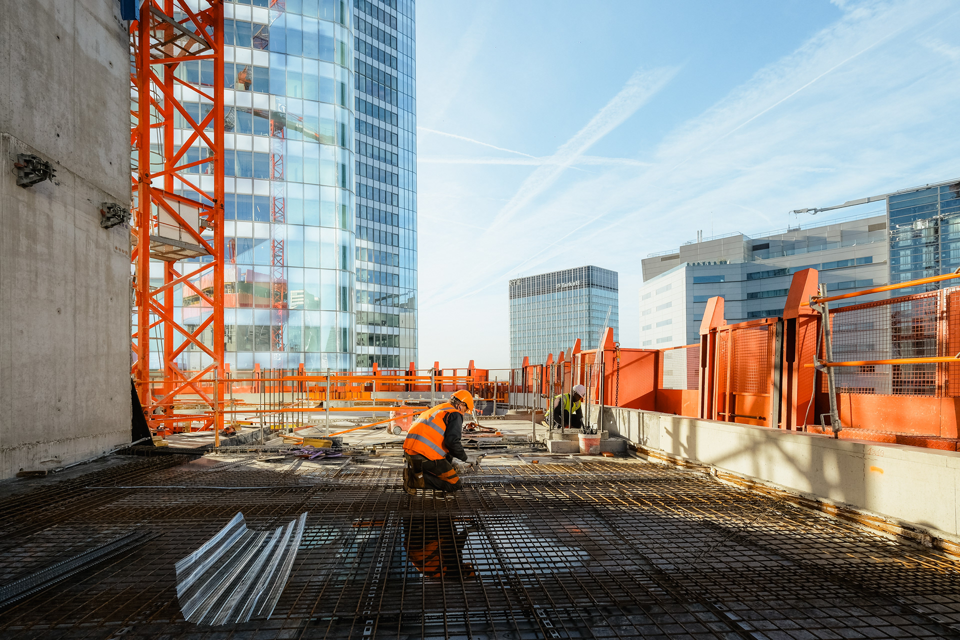 Tour Alto: skyscraper structural works, La Défense — Bouygues Construction