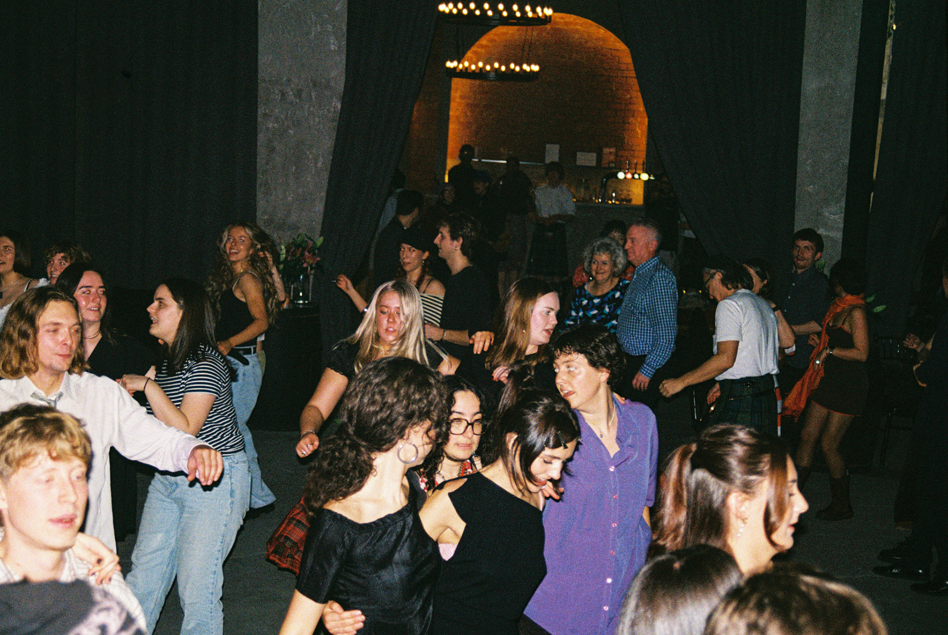 Ragin' Ceilidh Band, Glasgow