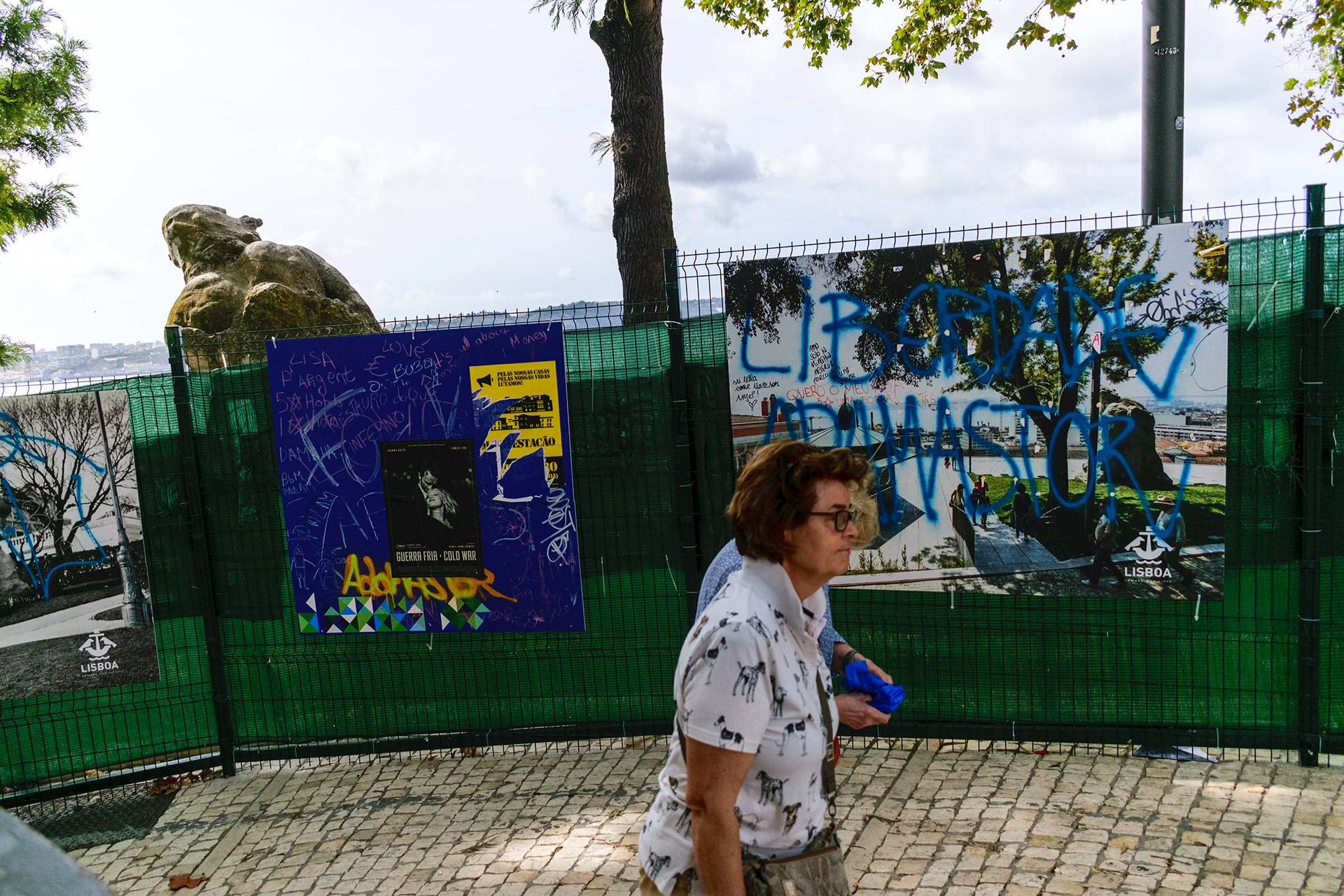 Miradouro de Santa Catarina. Adamastor. Lisboa. 11.Out.2018