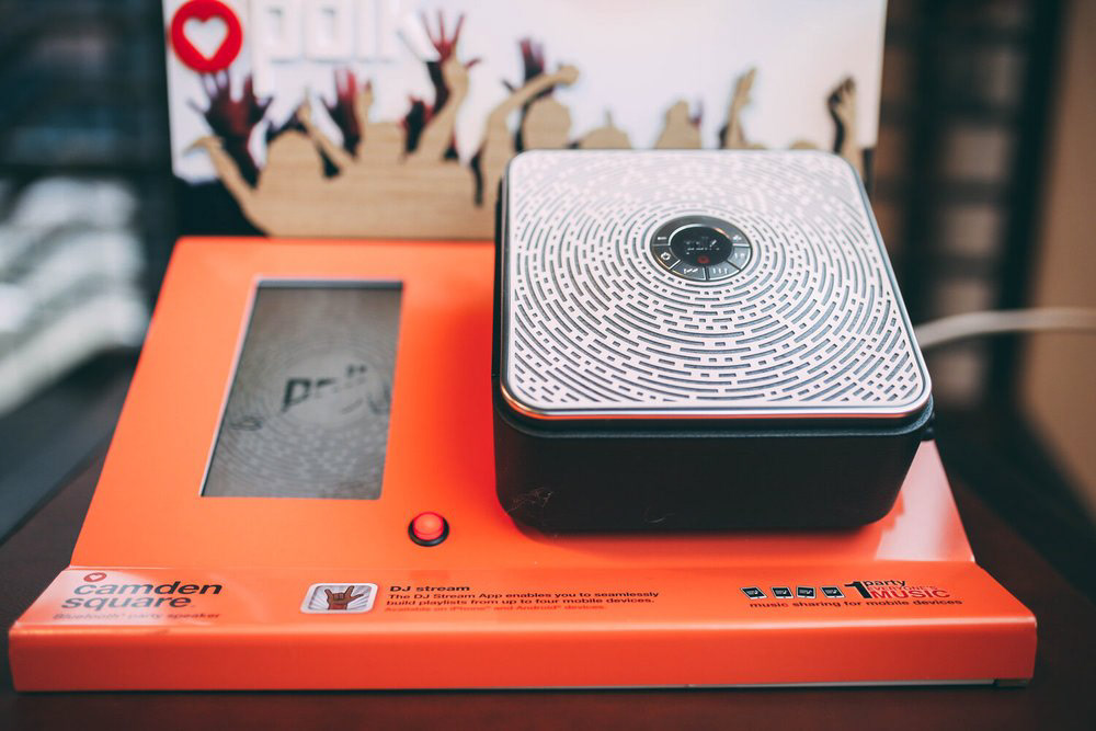 Polk Audio: Camden Square Interactive