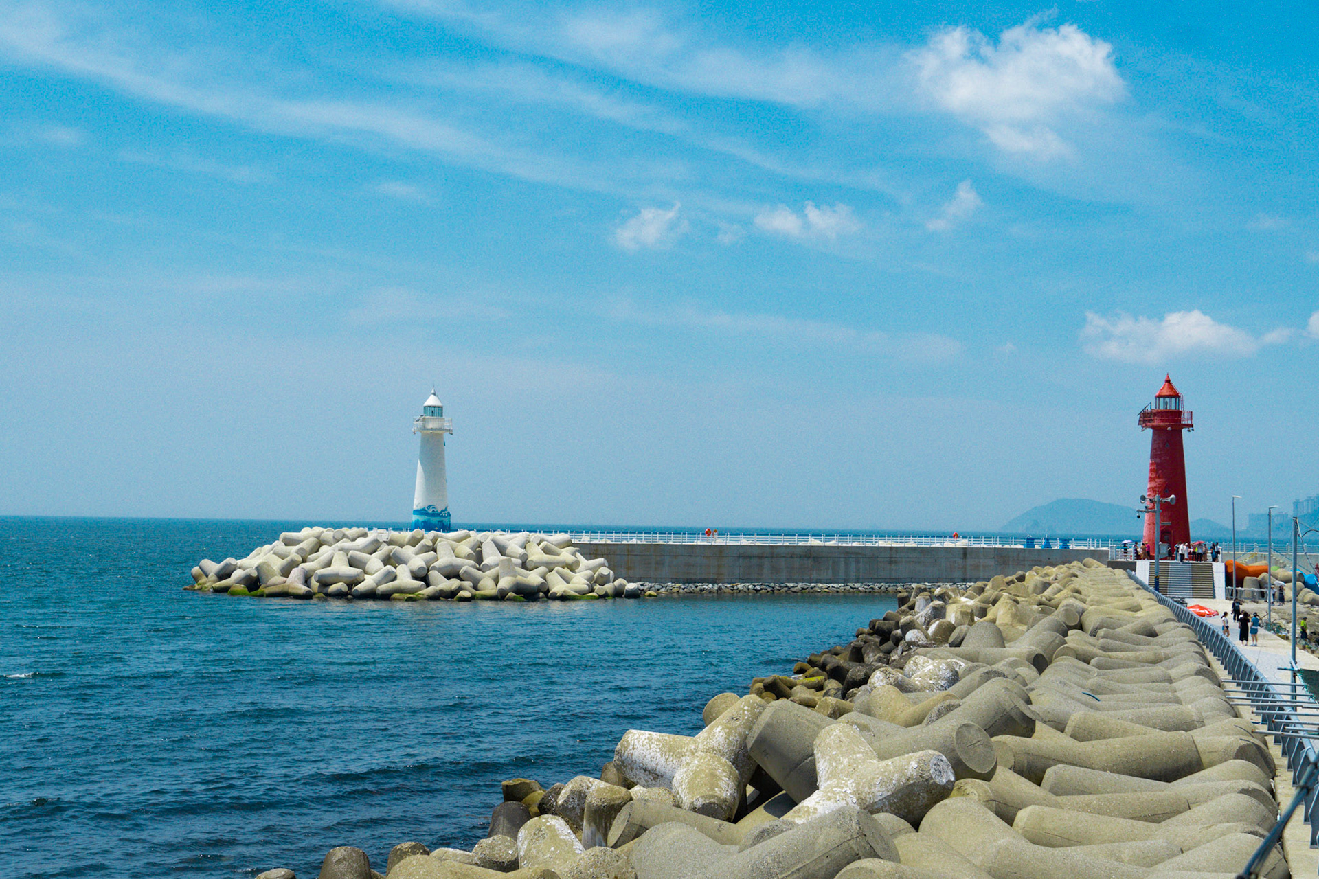 Cheongsapo Twin Lighthouse