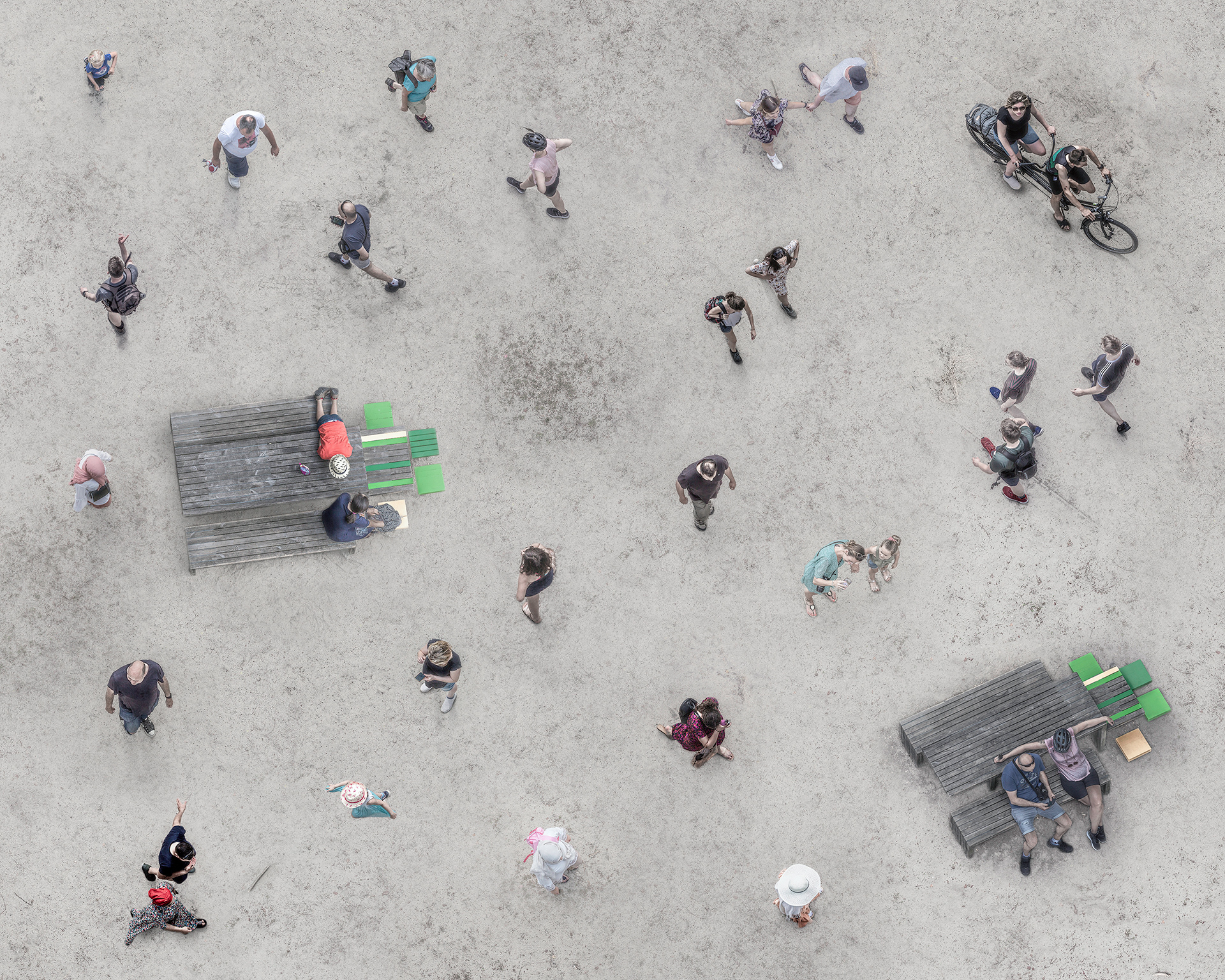 Crowded Desert, Special Edition, 50x40cm