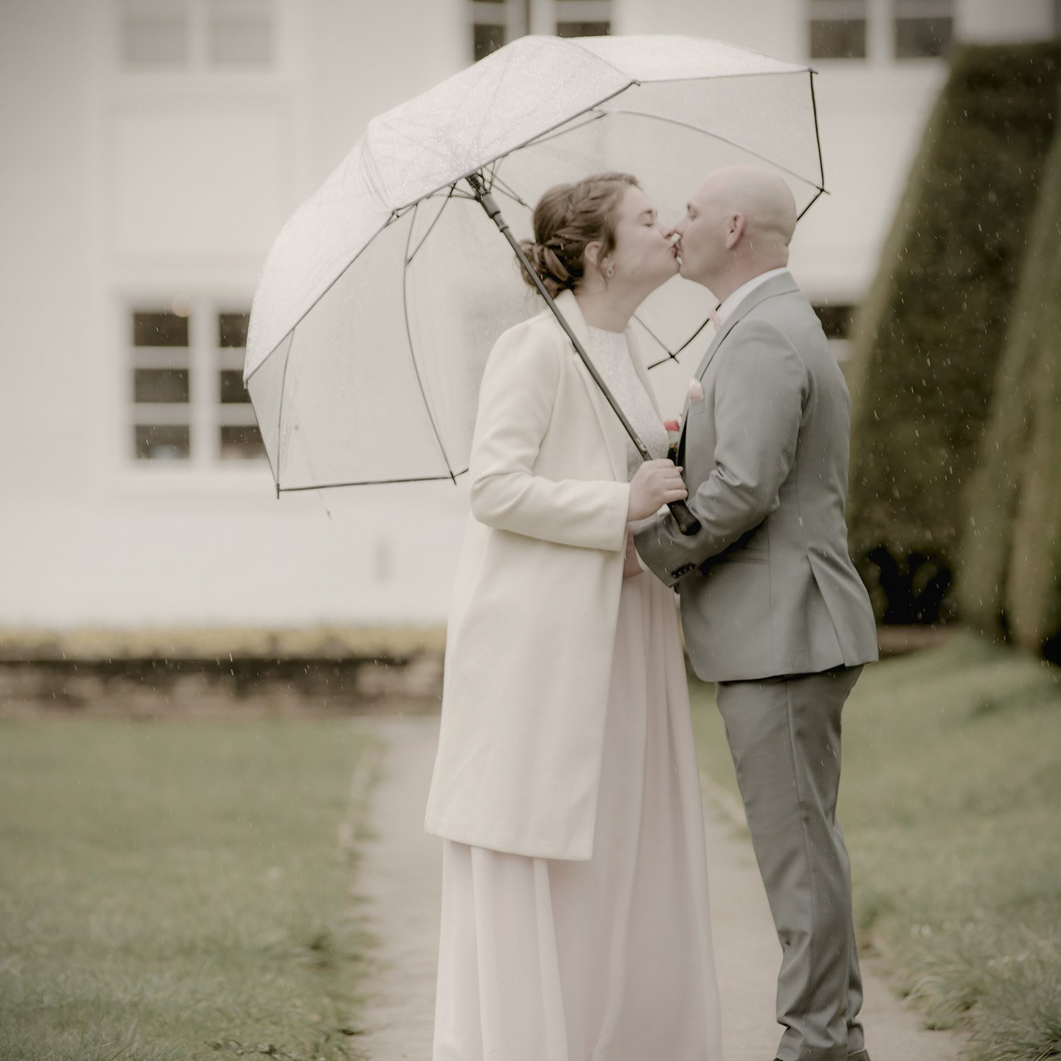 Mit dem richtigen Schirm ist auch der Regen kein Problem.