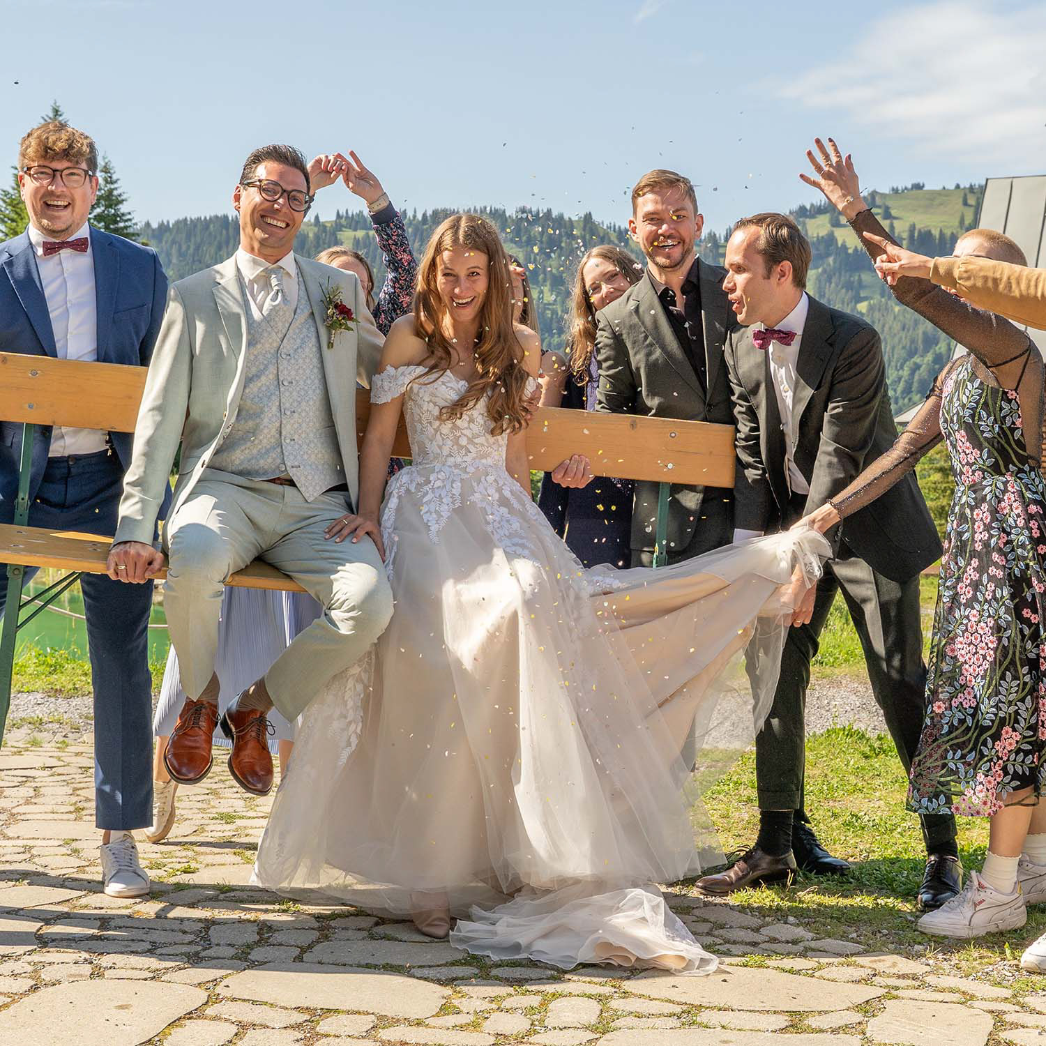 Das sogenannte "Speed-Shooting" spart Zeit bei den Gruppenfotos und bringt richtig Stimmung!