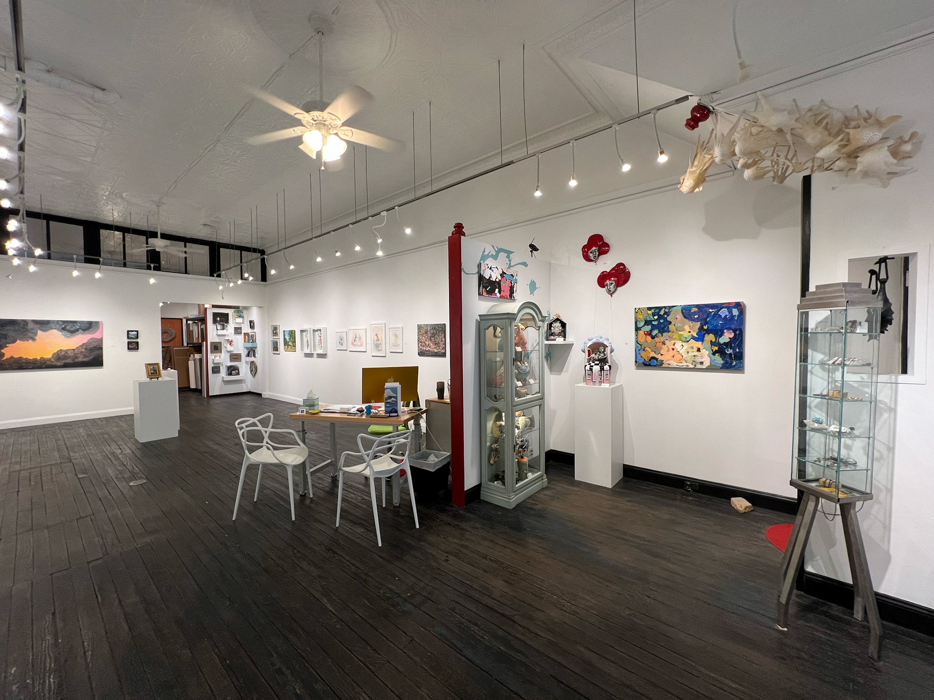 BoxHeart, main gallery