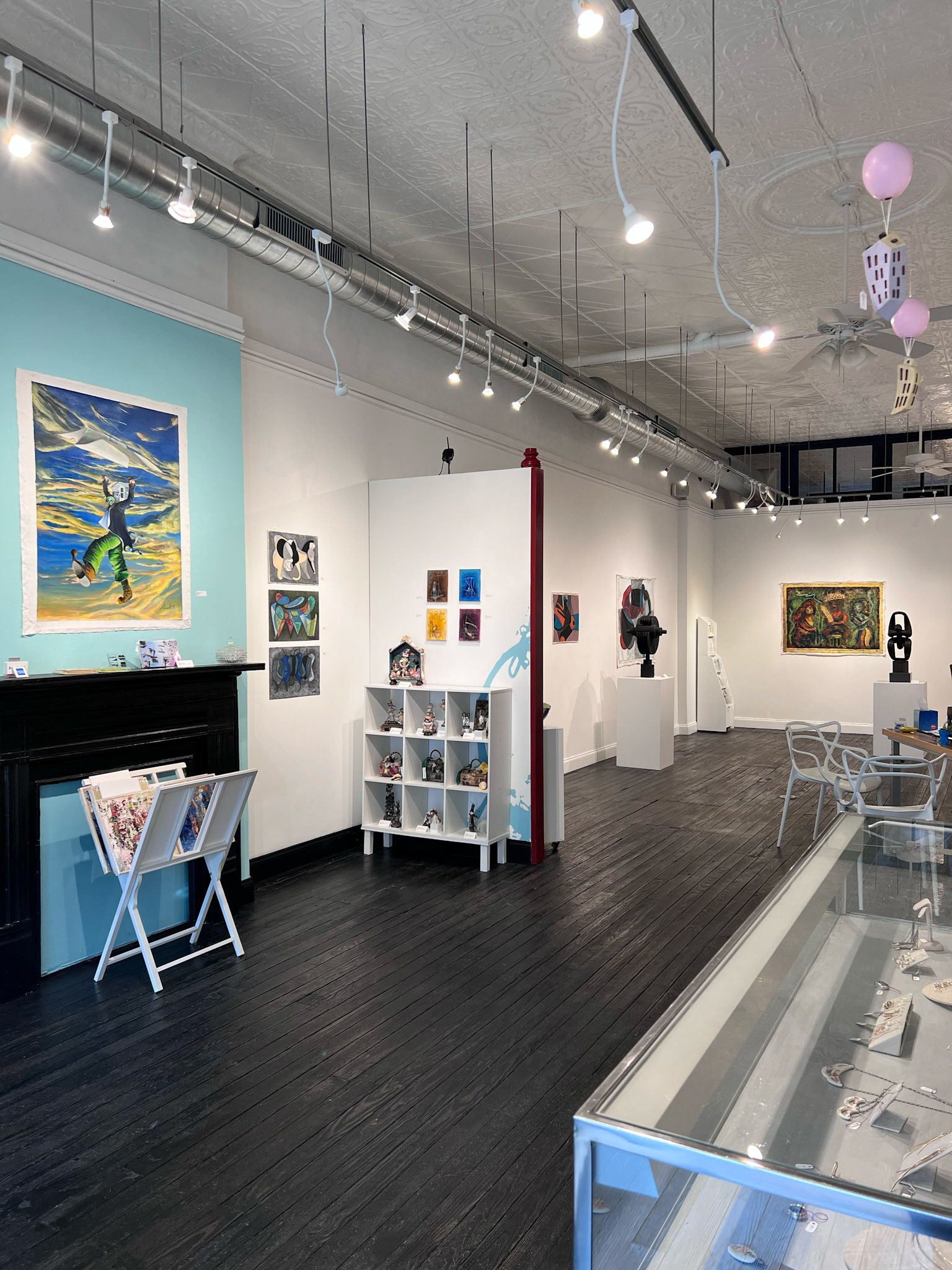 main gallery