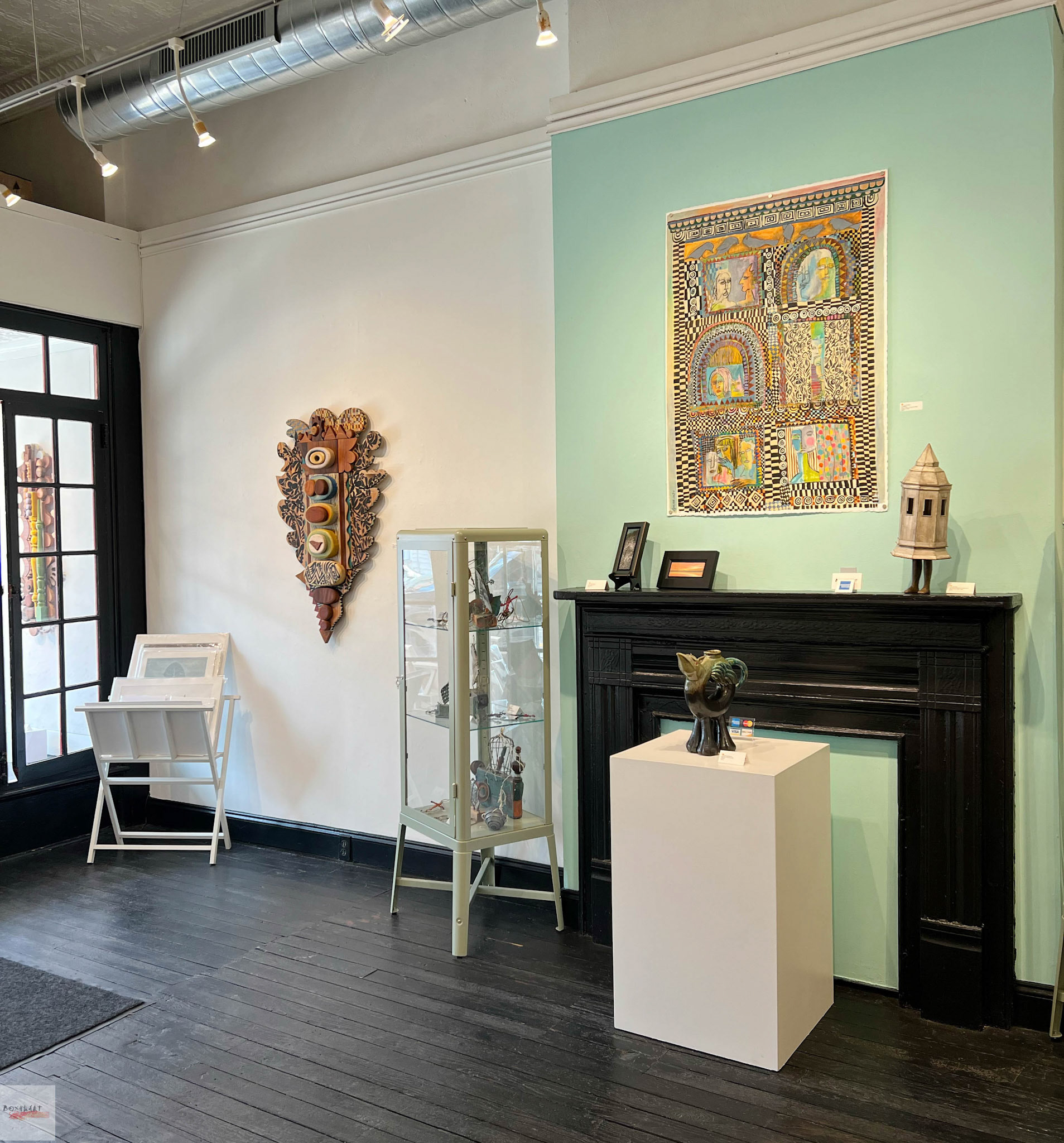 Installation view of Stillness: Sonja Sweterlitsch and Lynne Feinberg, BoxHeart Gallery, 2026.