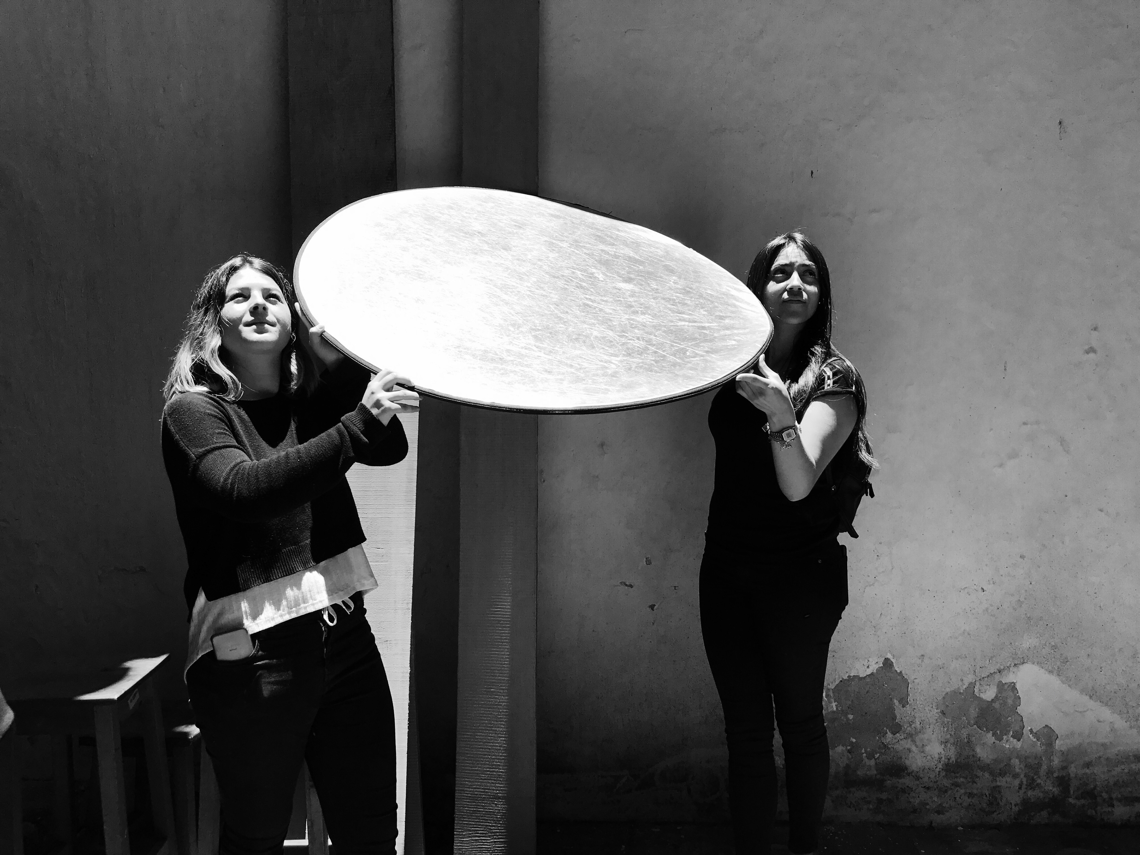 Students of my photography class helped as assistants at the photography sessions.