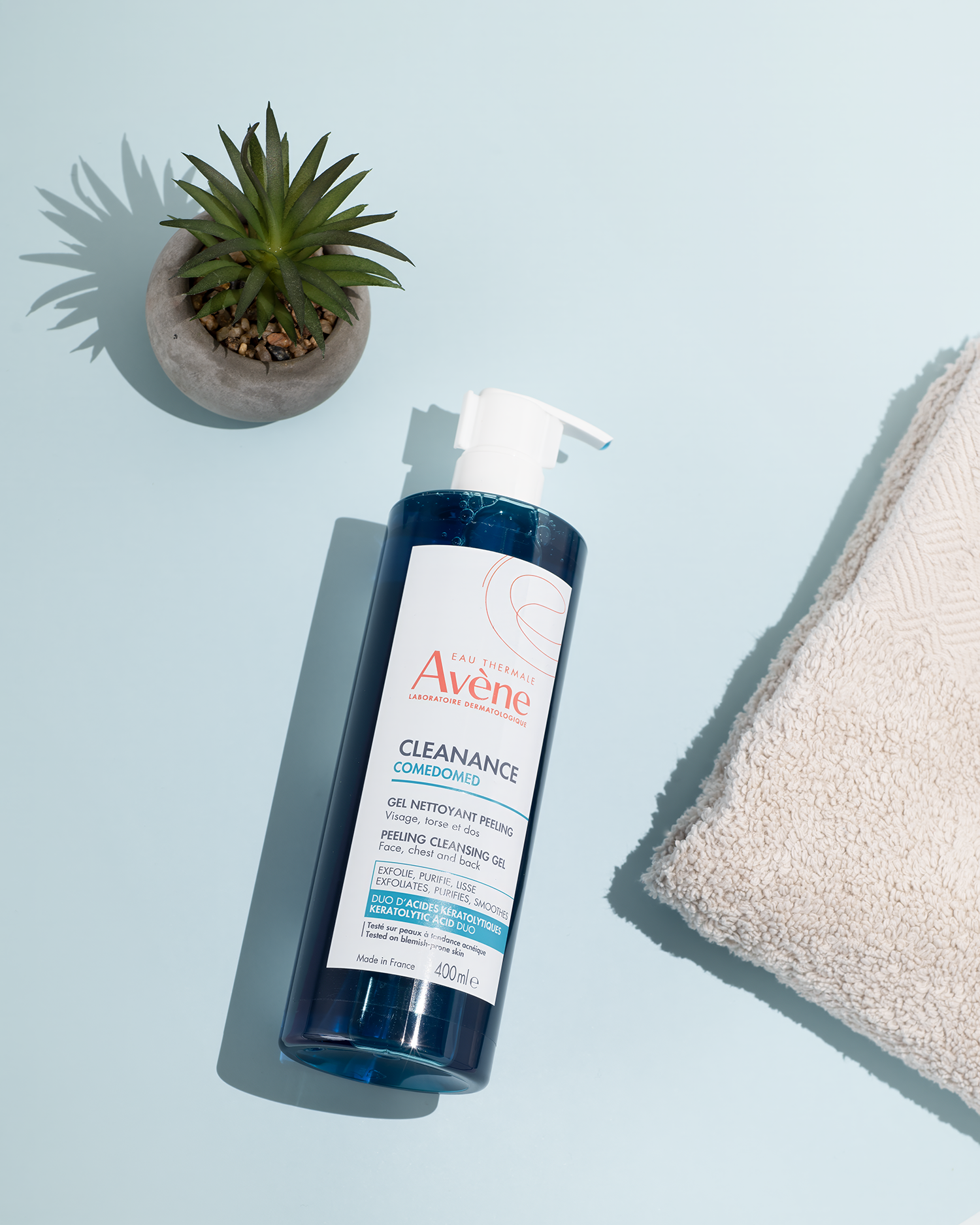 Minimal facial cleanser photography