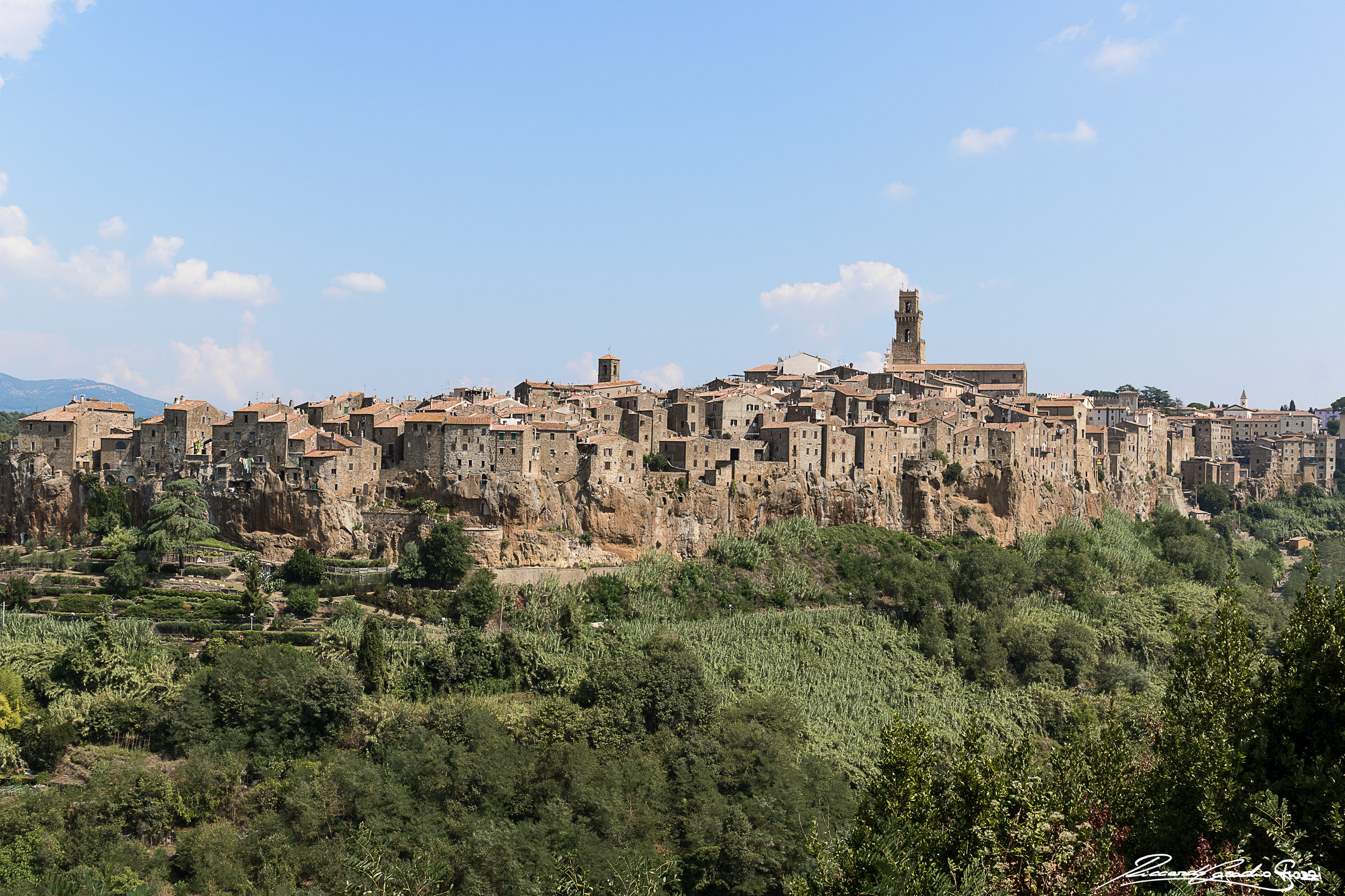 N° 6 - Pitigliano, Italy