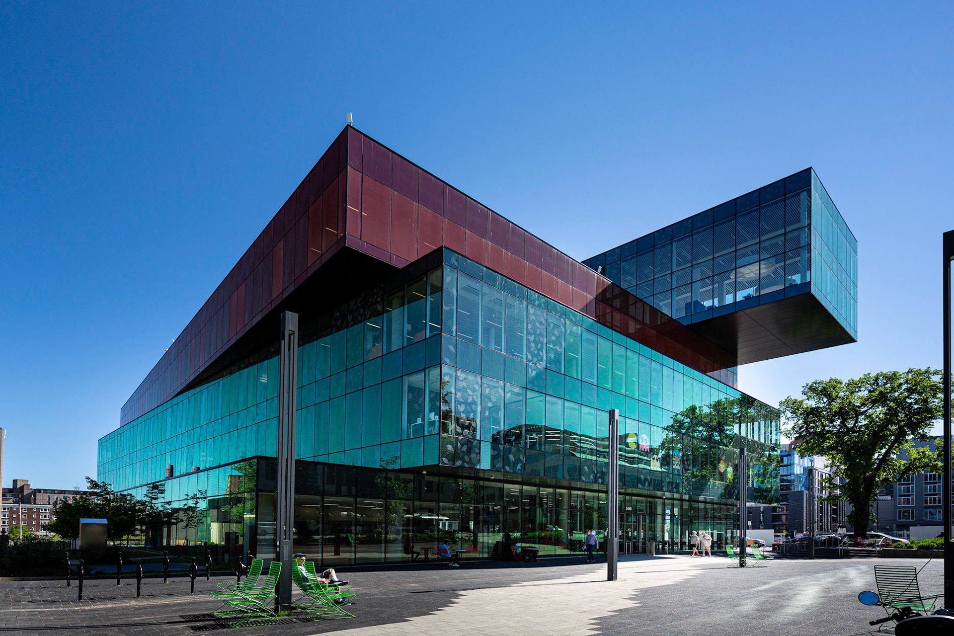 Halifax Central Library 27