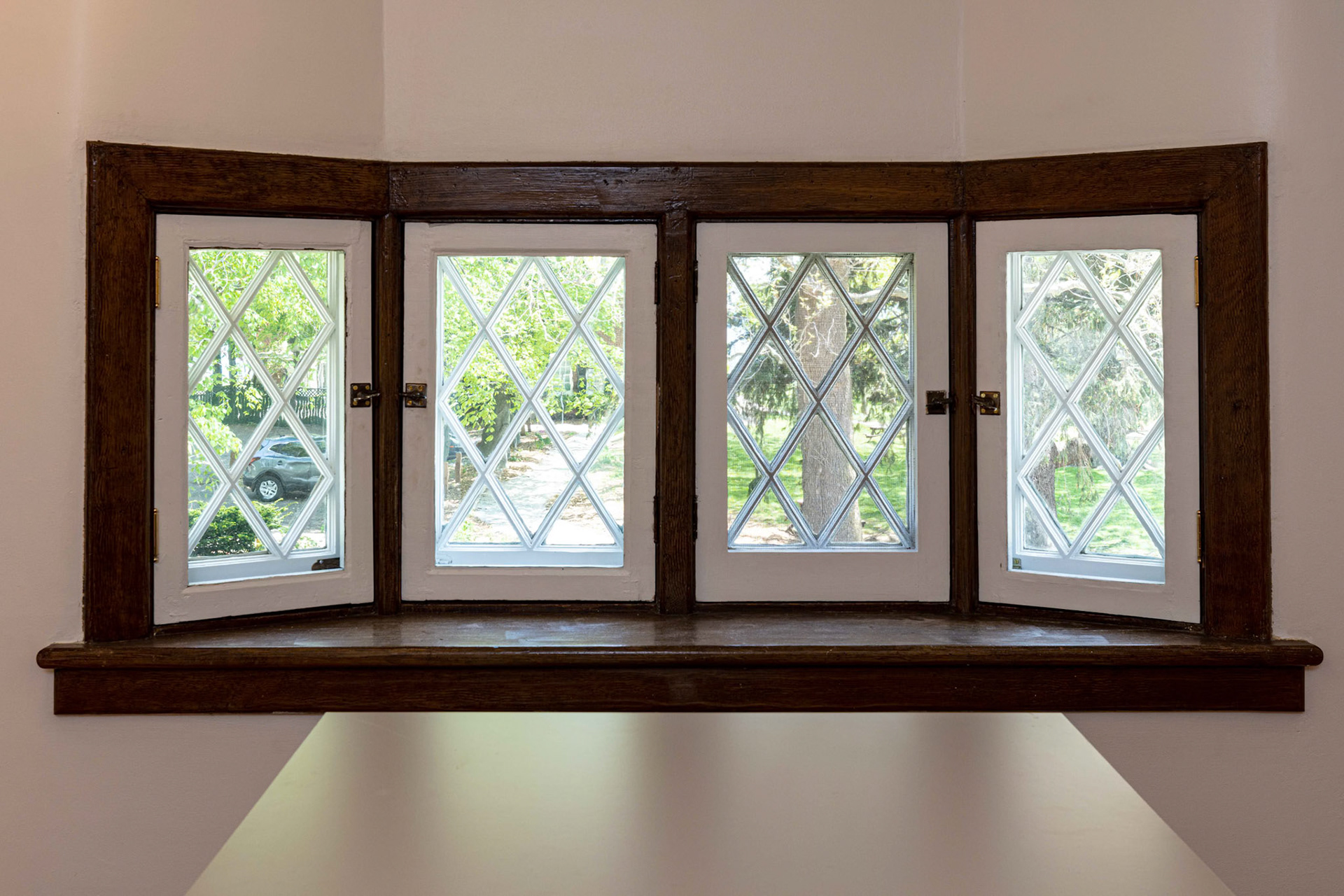 Oakville Coach House 22