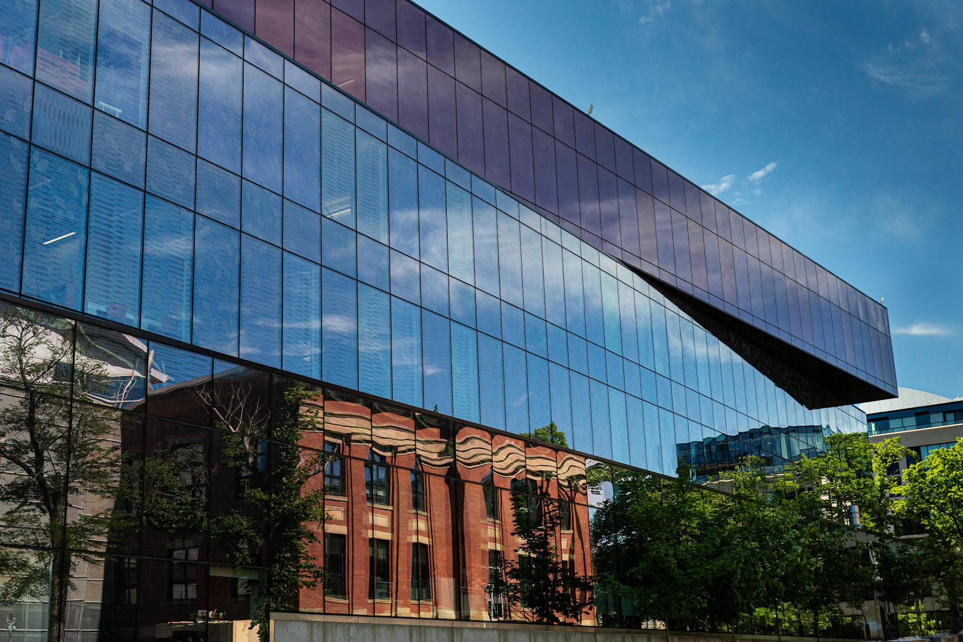 Halifax Central Library 18