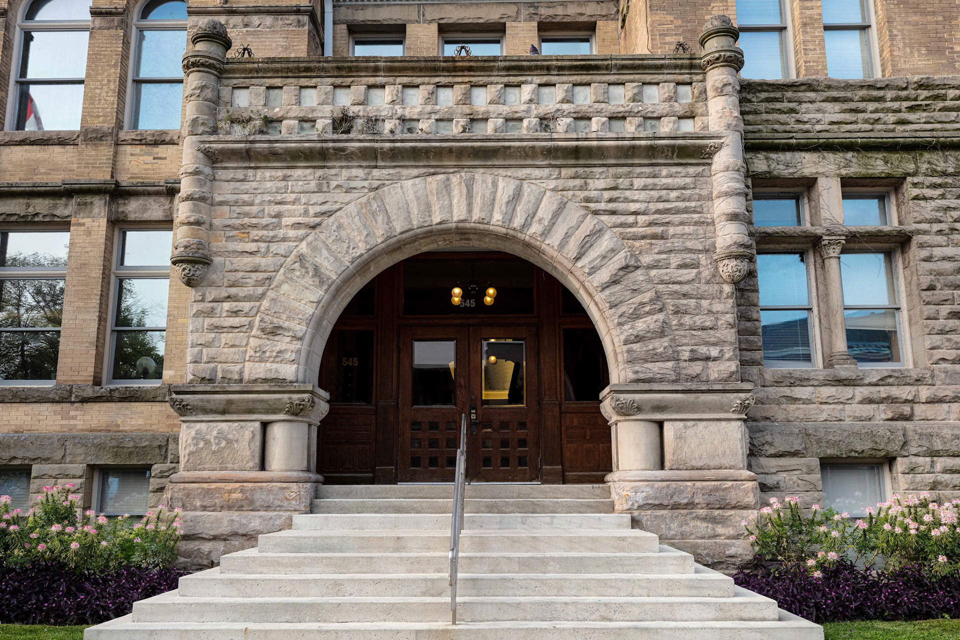 St. Thomas City Hall 9