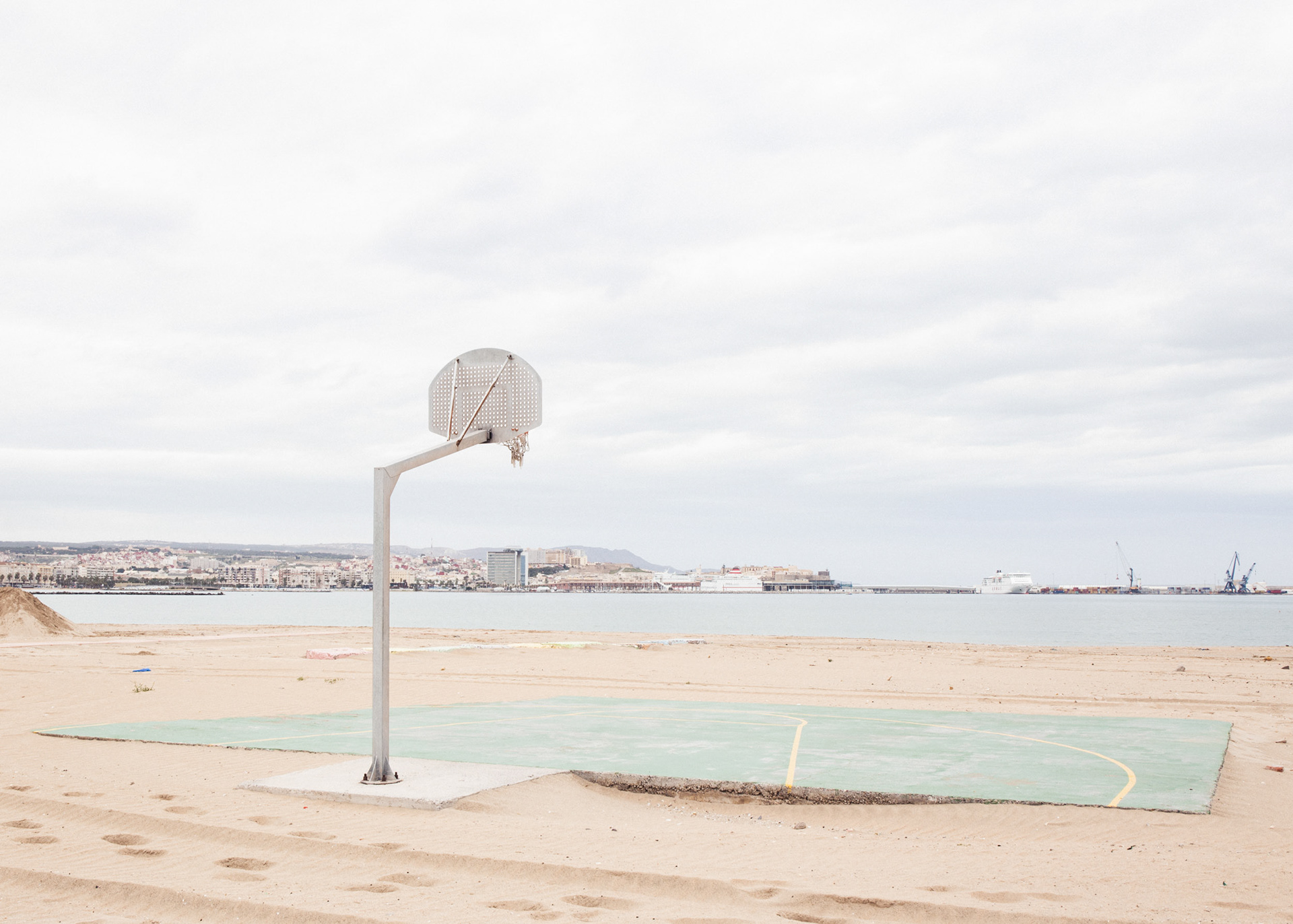 helena sanchez foto fotografa melilla refugiados frontera sur playa cancha
