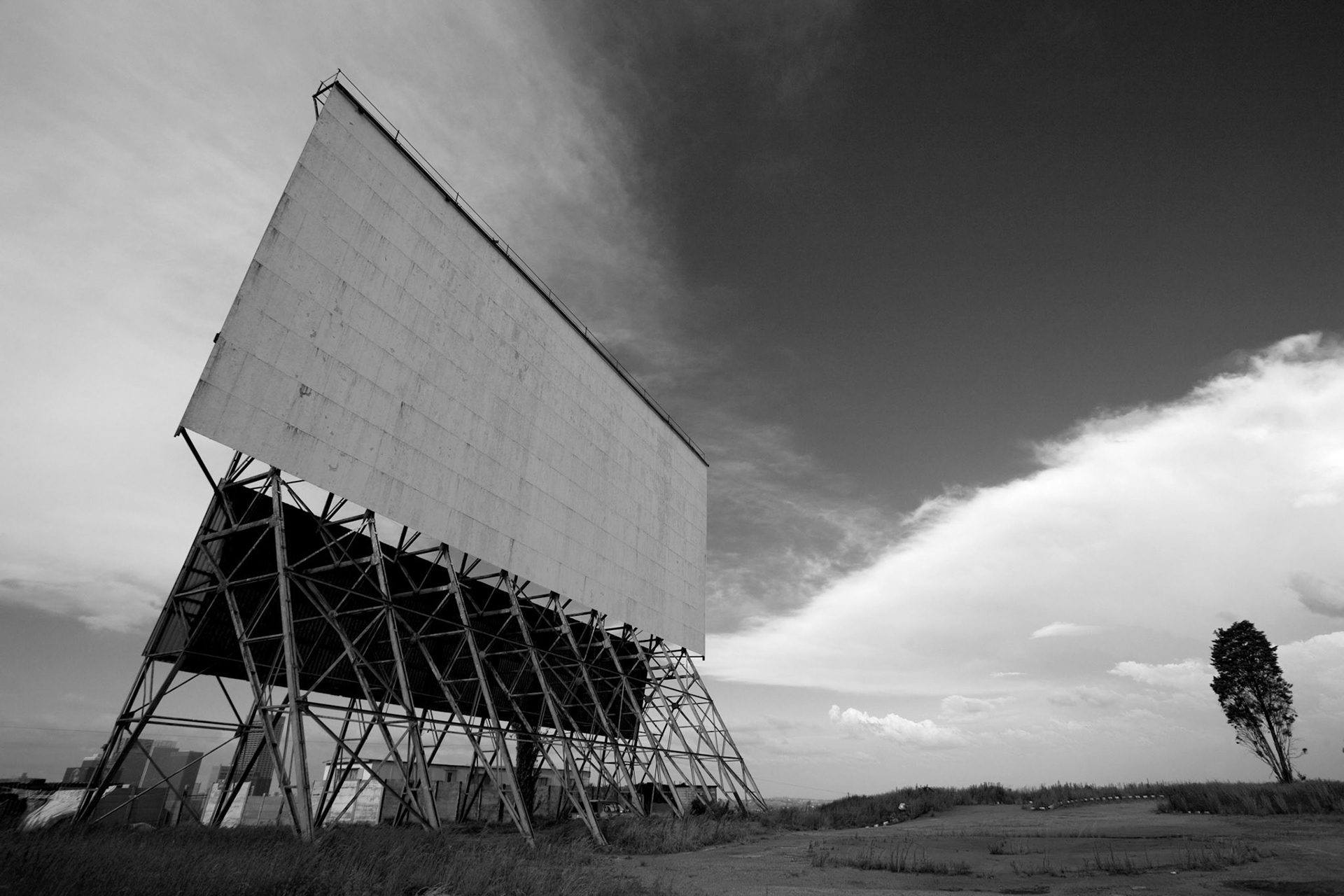 4D-(Top-Star-Drive-in)
