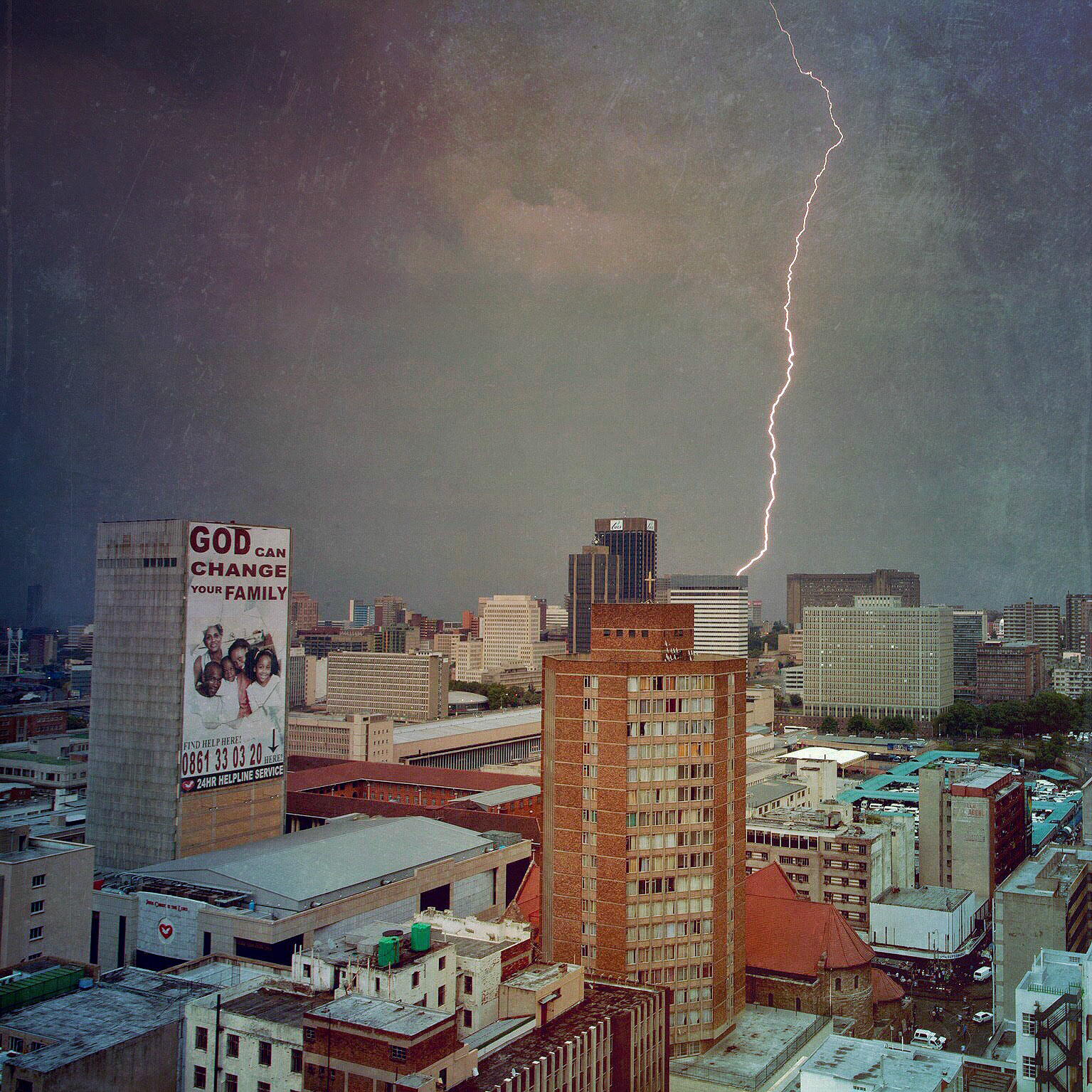 ...in the path of a lightning bolt @jakebugg