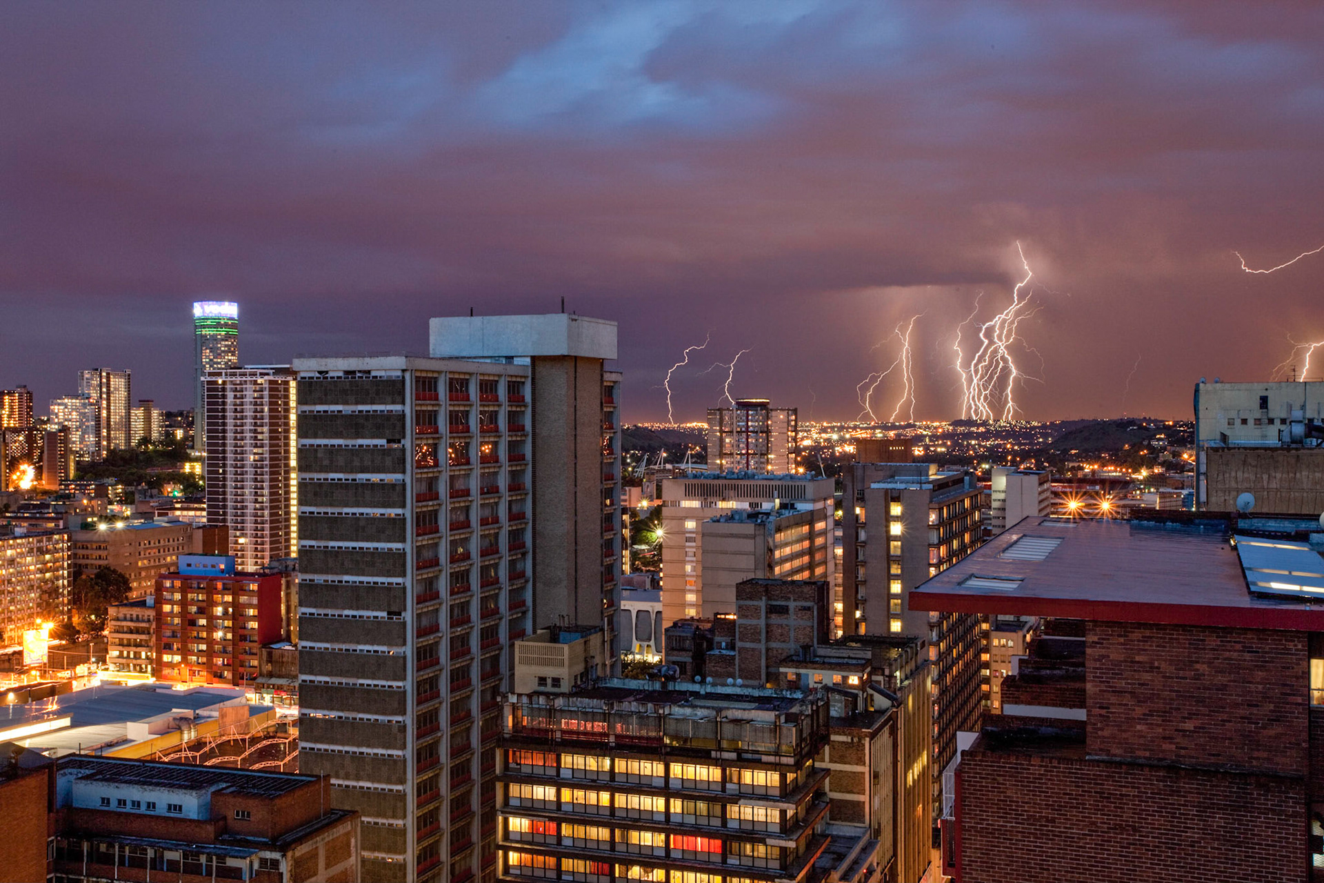 Electric Curtain Trick II