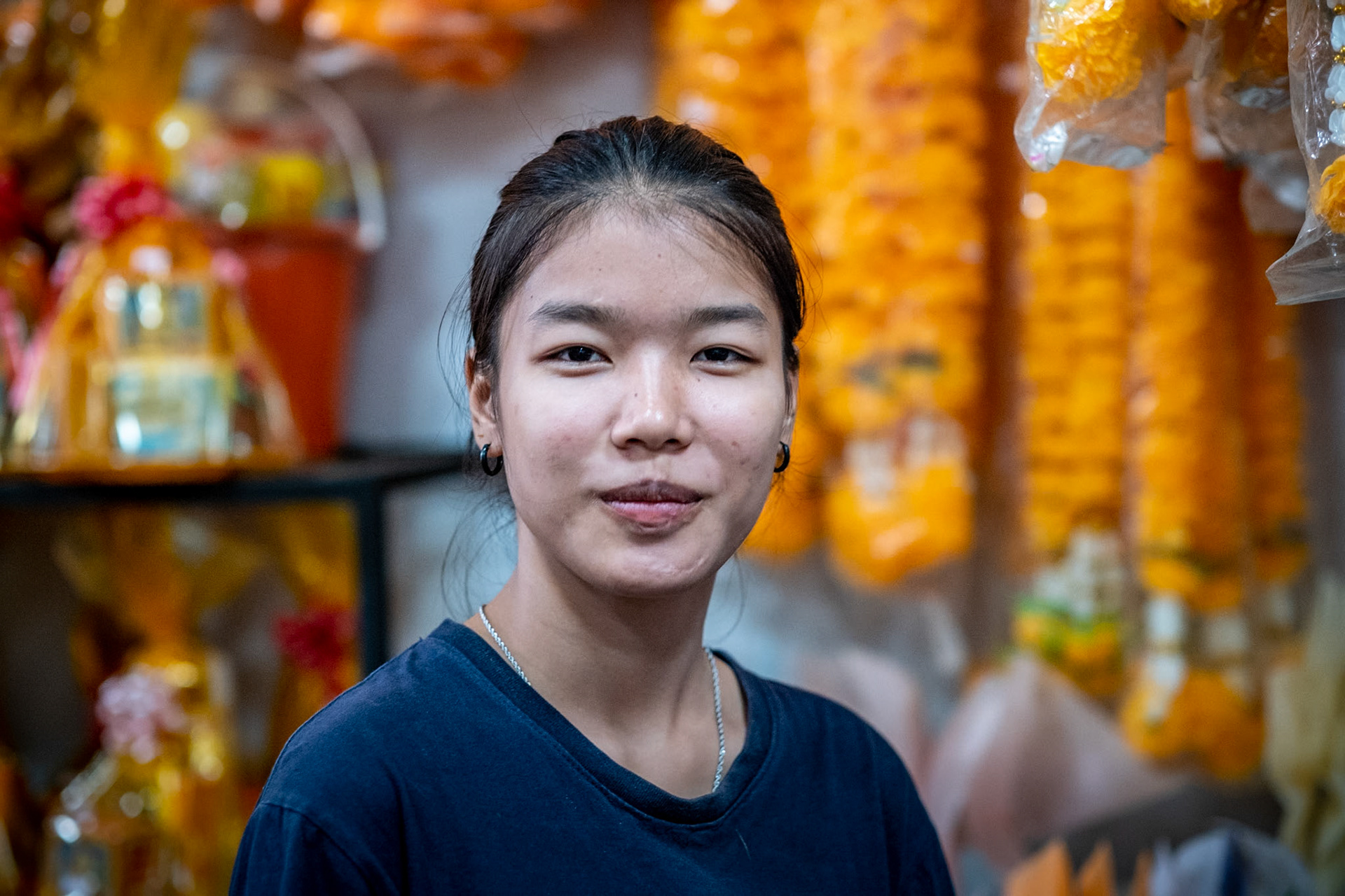 So Suay (beautiful). But she didn’t think so. I don’t know what standards she’s bought into.•I printed some of my photos and have taken to carrying them with me. It’s a great introduction and a great way to put some people at ease, not that, that’s always my aim.•“So the suay...”, touching all her fingers together and touching her heart, “is inside”, pulling her hand away and opening her fingers, “...and it comes out”•I don’t know about “lost in translation” cause that makes so much sense to me... and I’d like to think to her too.