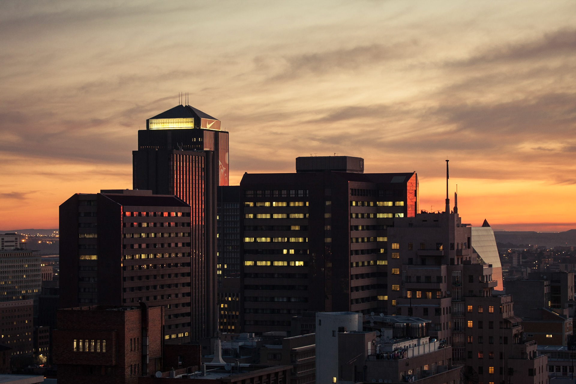 Burning in the fire place II