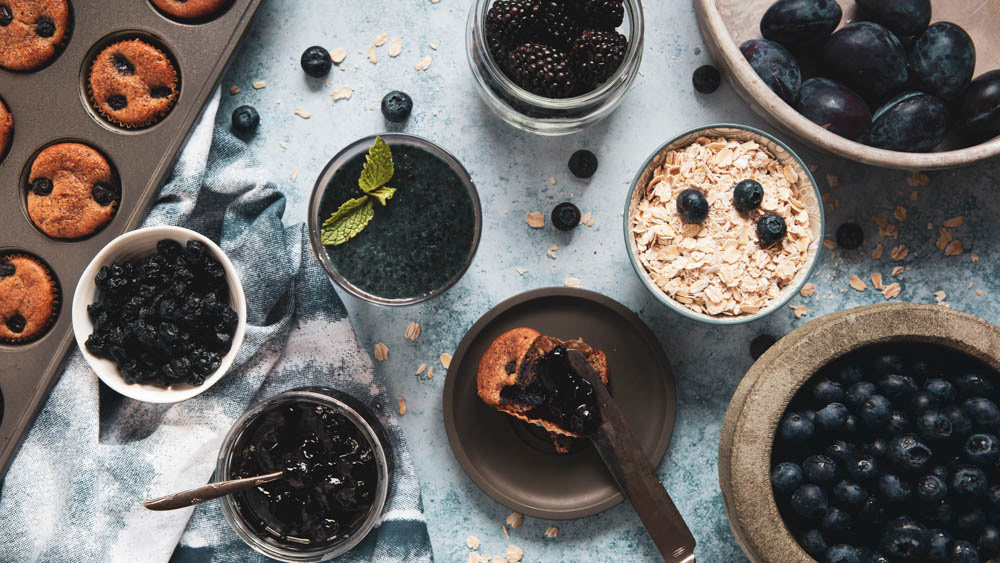 Modern product photography - blueberry