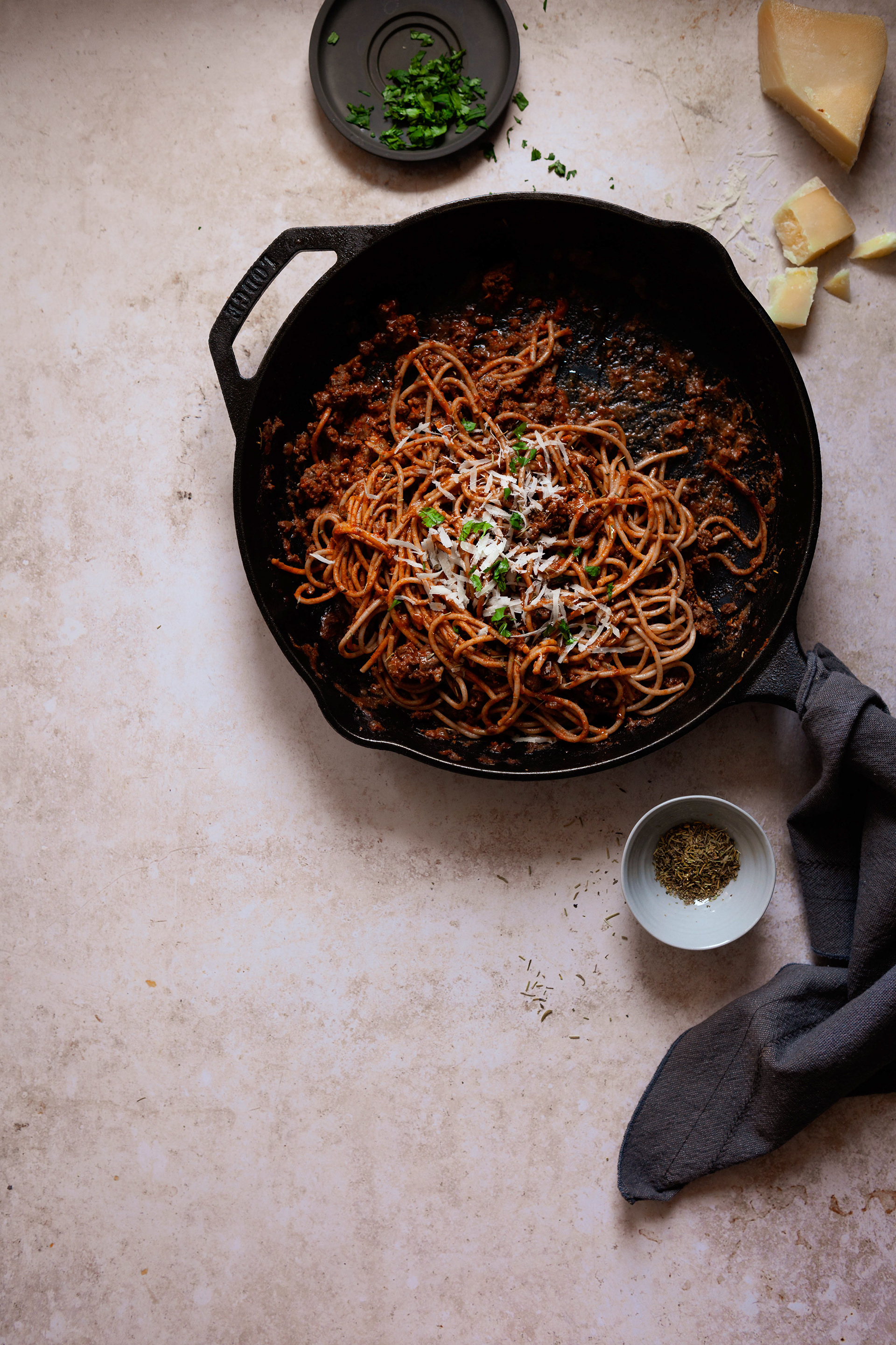 Food styling and photography - pasta Bolognese