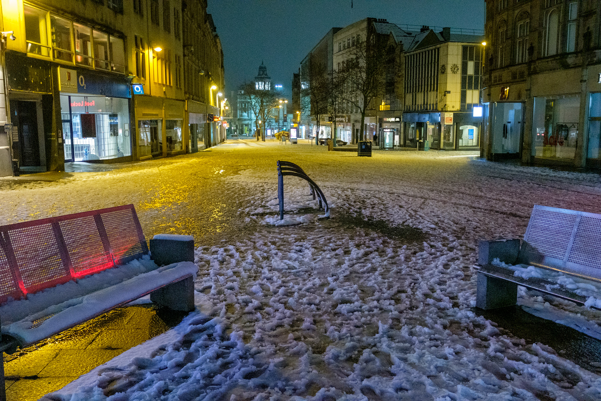 Lockdown3- Fargate, Sheffield in the snow at night