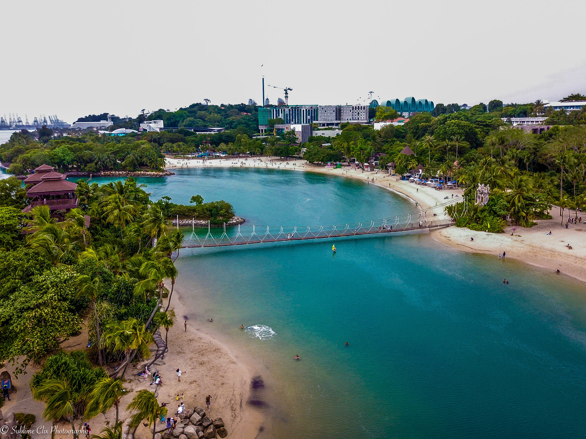 Santosa, Singapore