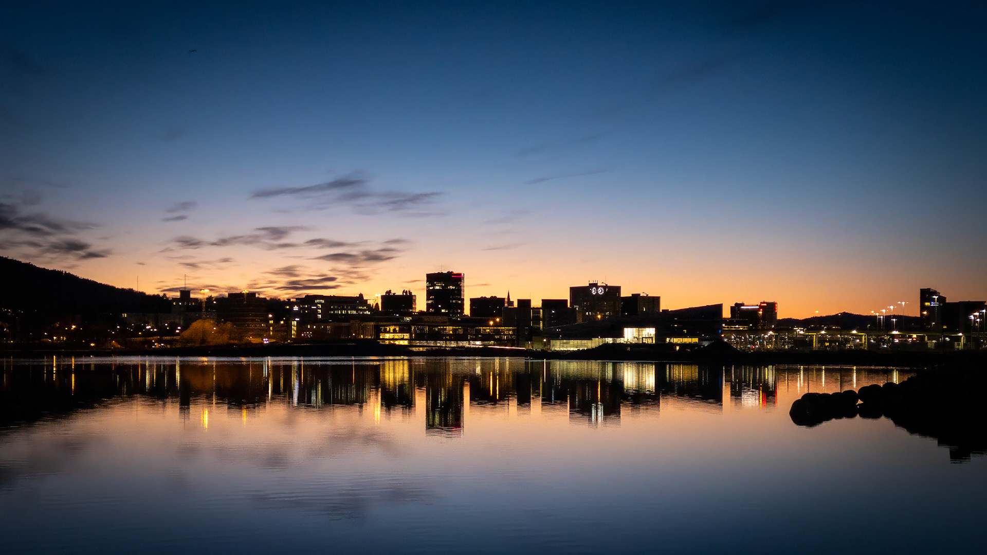 Nygård sett fra Møllendal.