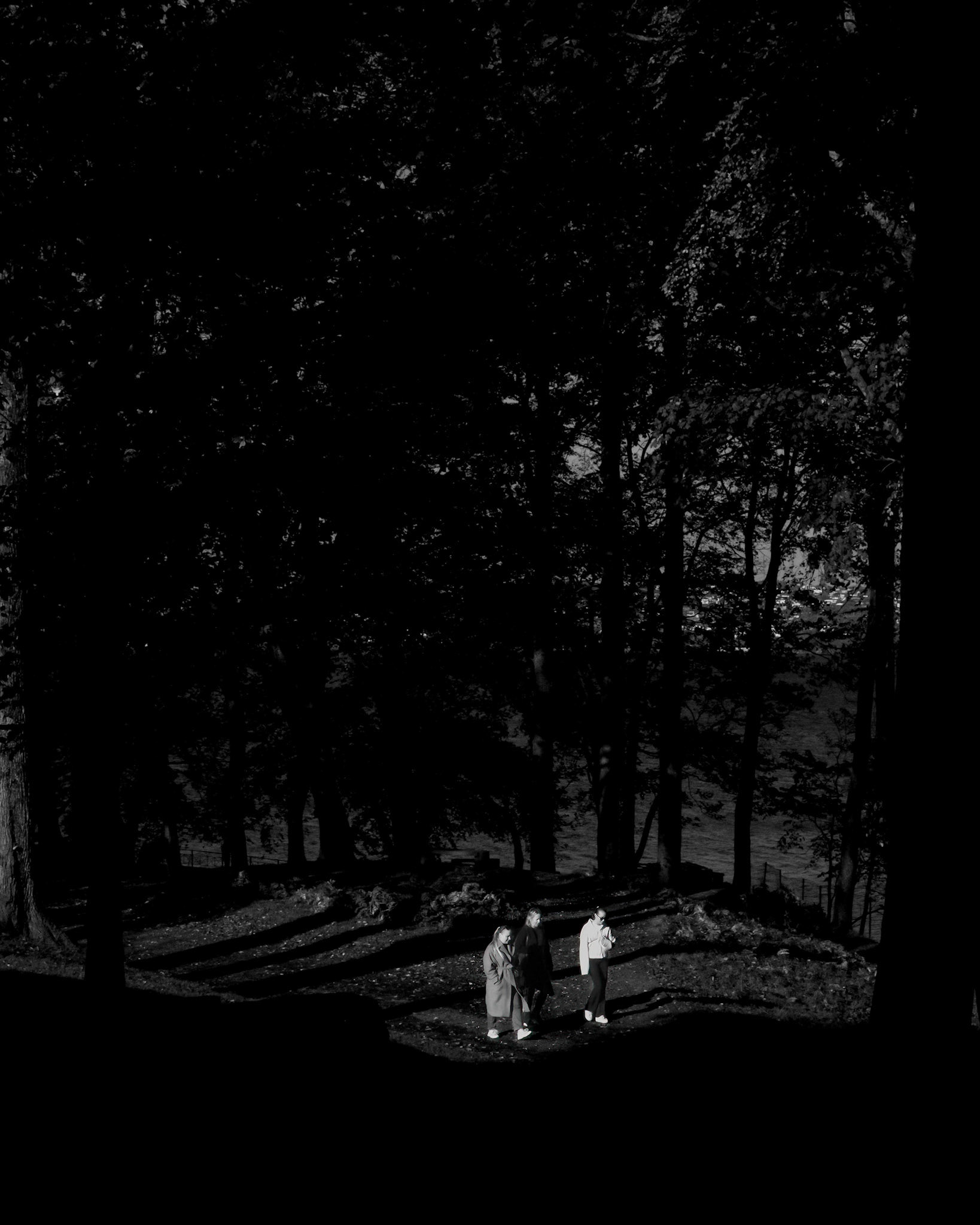 Snille piker kommer til himmelen, slemme piker kan komme så langt de vil. Svenske ordtak