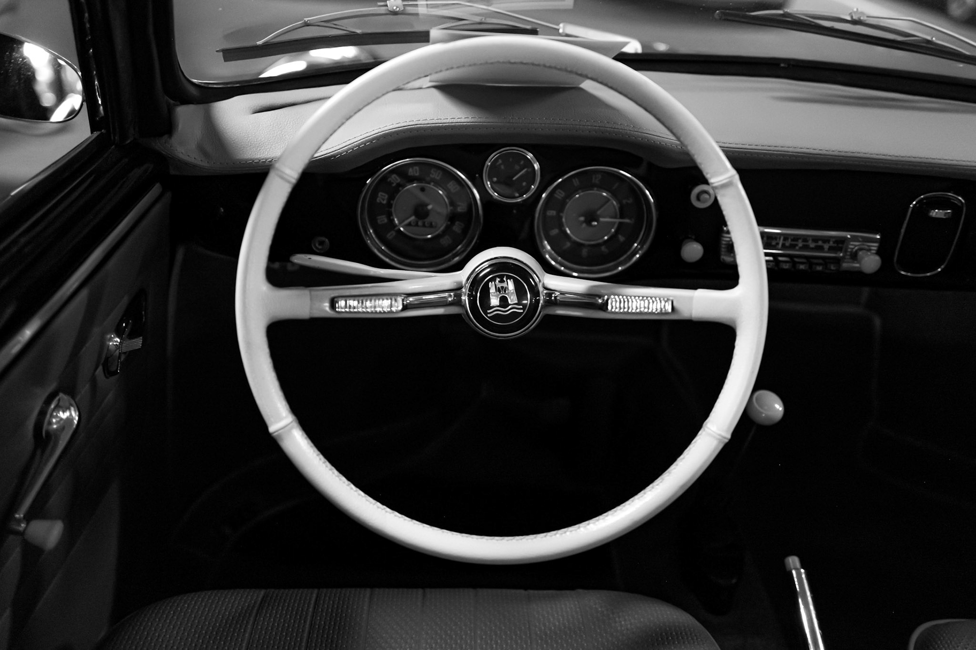 1965 Volkswagen Karmann Ghia Cabriolet