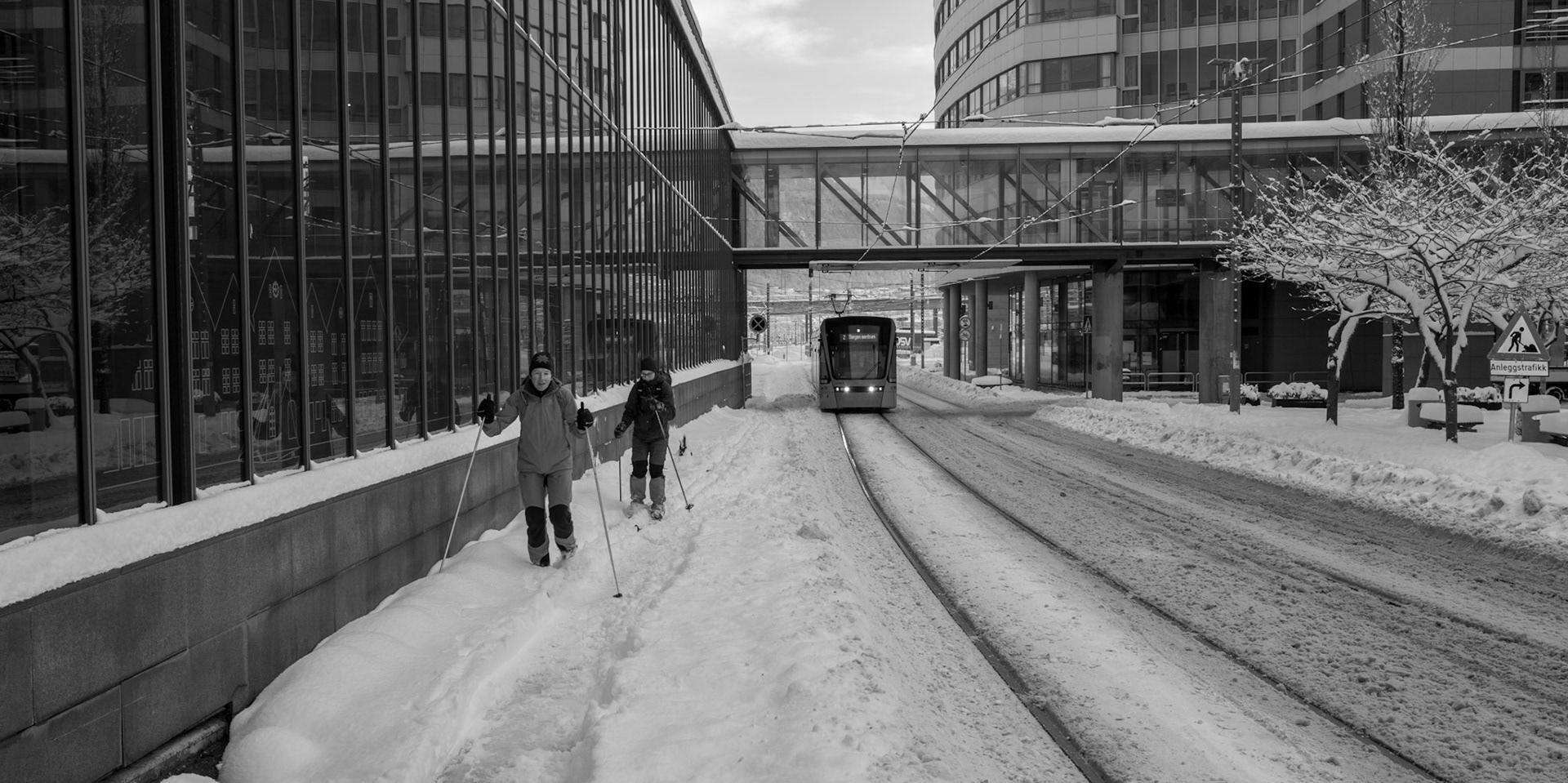 Alternativ fremkomstmiddel ved Jernbanestasjonen.