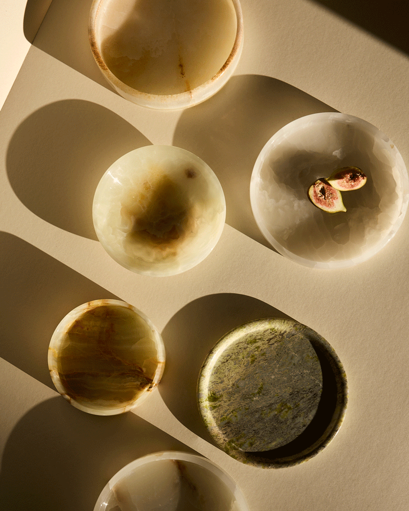 Produktfotografie Stilllife von Maike Piorr, fotografiert für Uniiqo Studio Naturstein Accessoires