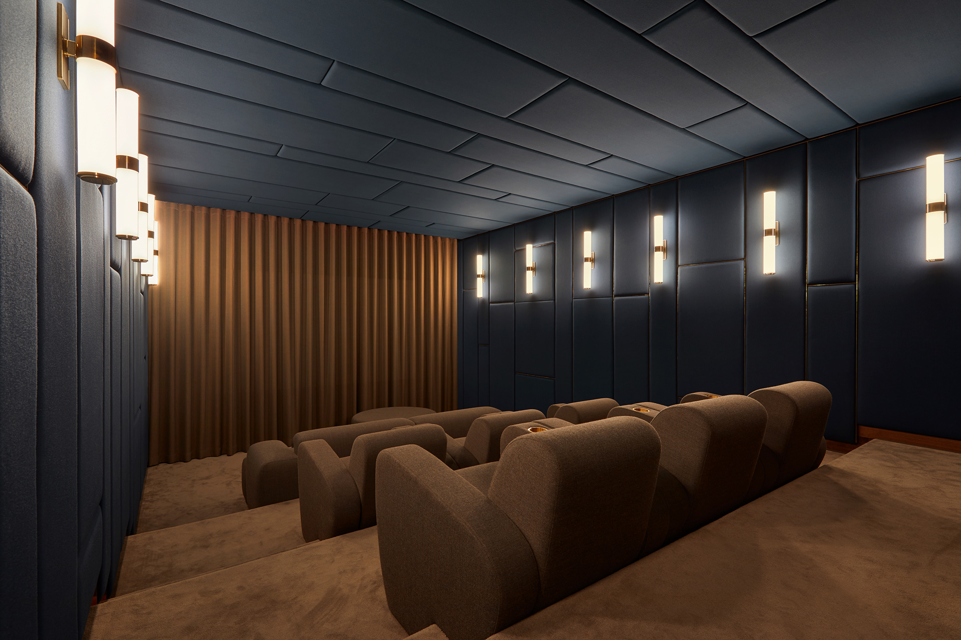 Interiorfotografie eines exklusiven Home Cinema in Berlin, gestaltet von Ahochdrei,  fotografiert von Maike Piorr