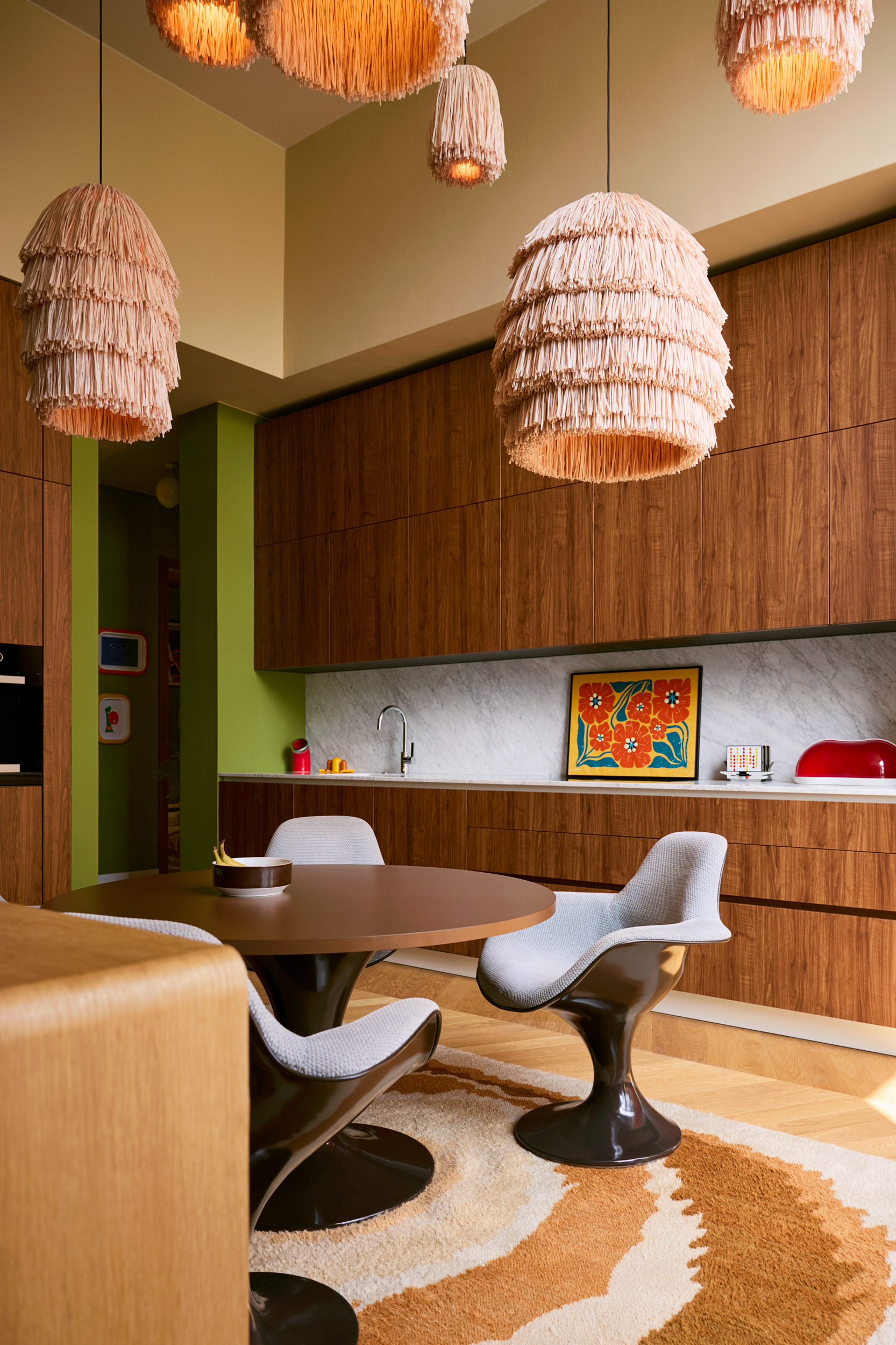 Interiorfotografie eines 70s Apartments in Berlin, fotografiert für Paul Kalkbrenner und Sony Music von Maike Piorr