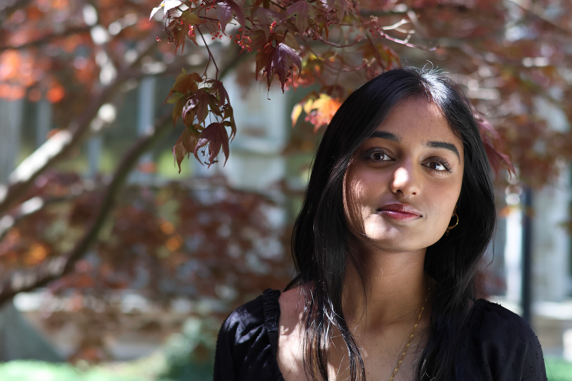 Pretty cool portrait, experiemening with not centering the subject and focusing on overall composition.