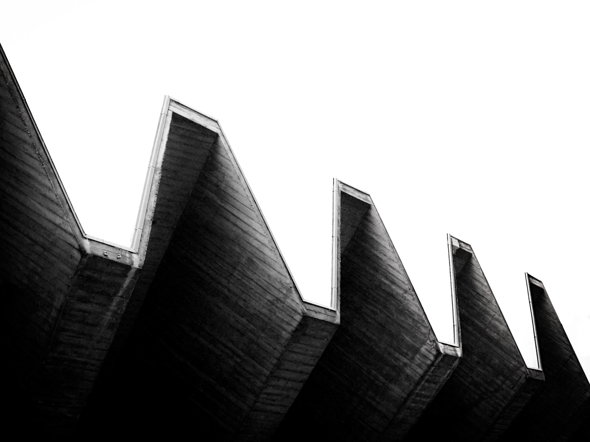 Wave. Part of project “Shape of Things” [RJ 0051]: Photo series about abstract shapes.