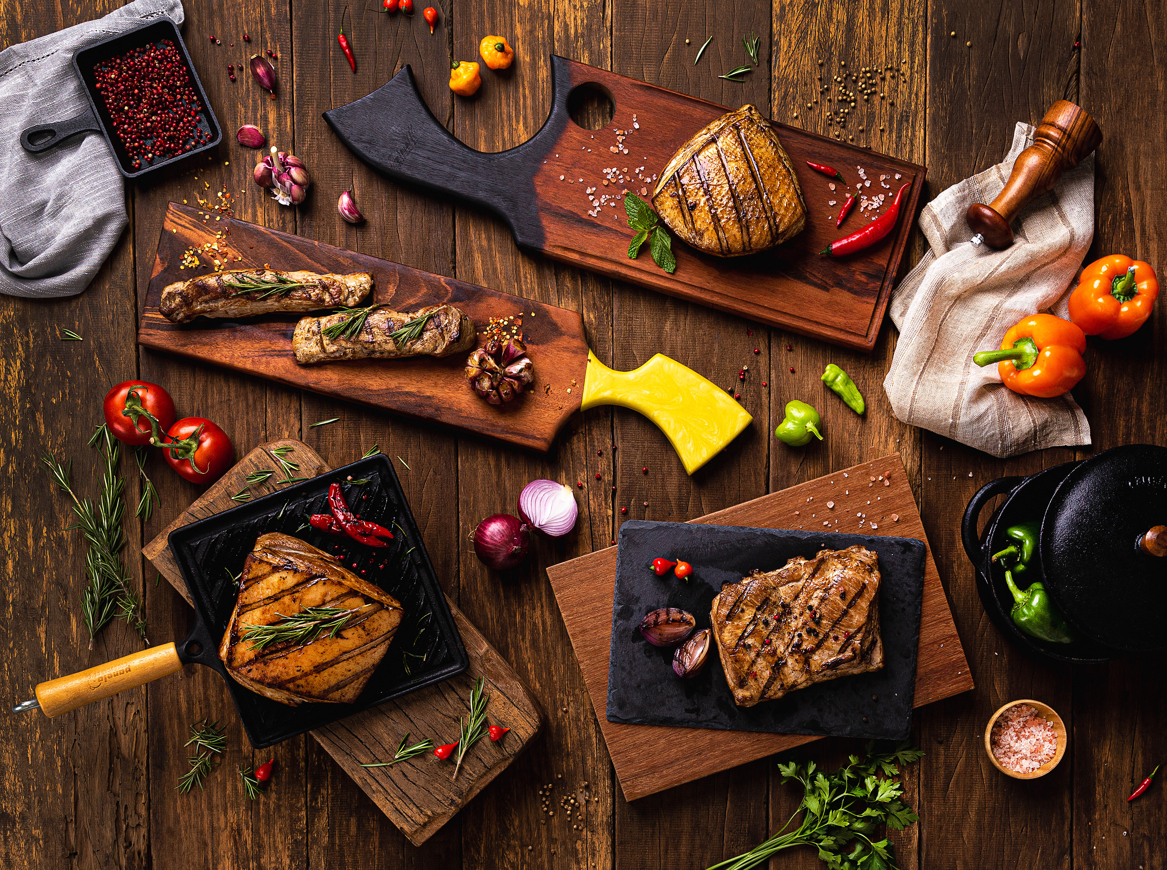Campanha Zona Sul Supermercado com Jimmy Ogro Direção de arte: Letícia Motta FoodStyling: Diru Satiko  produção executiva: Camilla Campelo e Assistência de fotografia: Gabriel Ornellas 