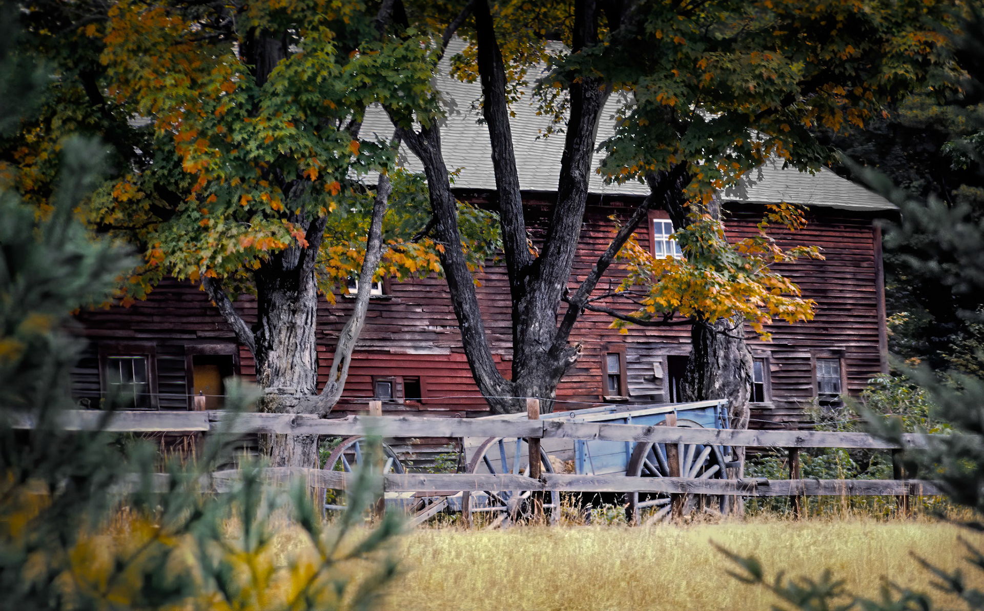 Wagon on Rte 16 near Tamwortth, NH