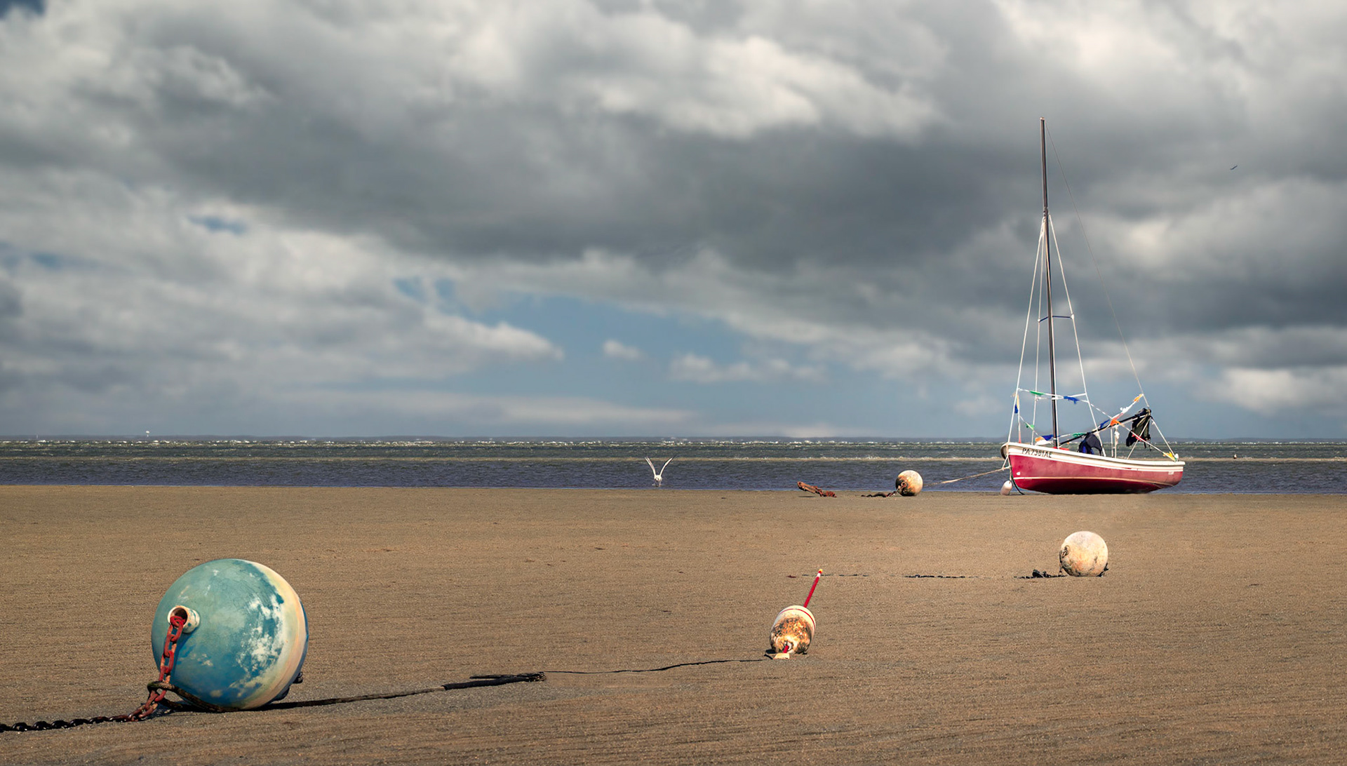 Boat on the Brewster Flats