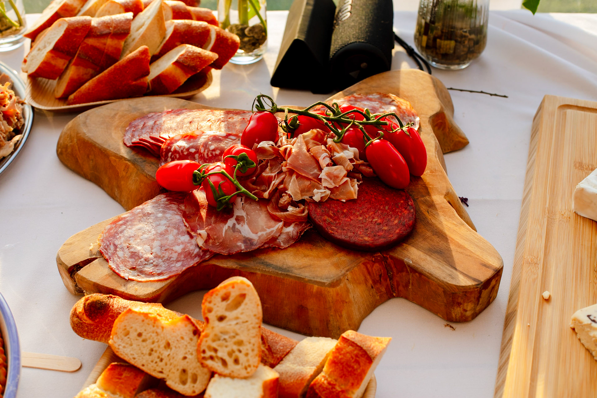 Holly and Olivers wedding that took place on 10th May 2025 with the ceremony taking place at Shaftesbury Town Hall photos on the Famouse Gold Hill and reception at a local house.