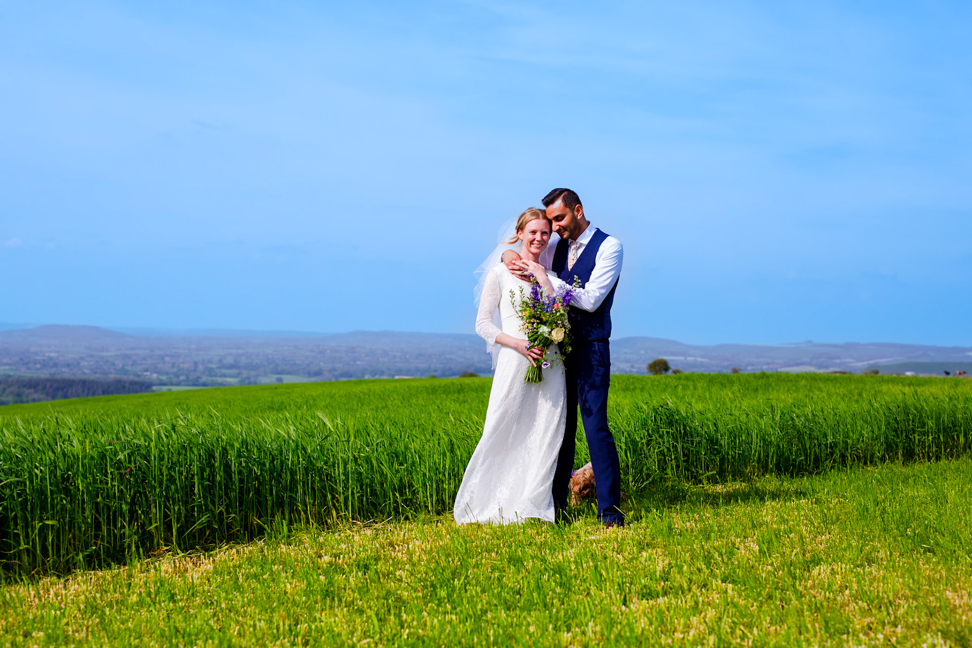 Pictures from Jay and Flo's beautiful spring wedding that took place at Shaftesbury in North Dorset and
