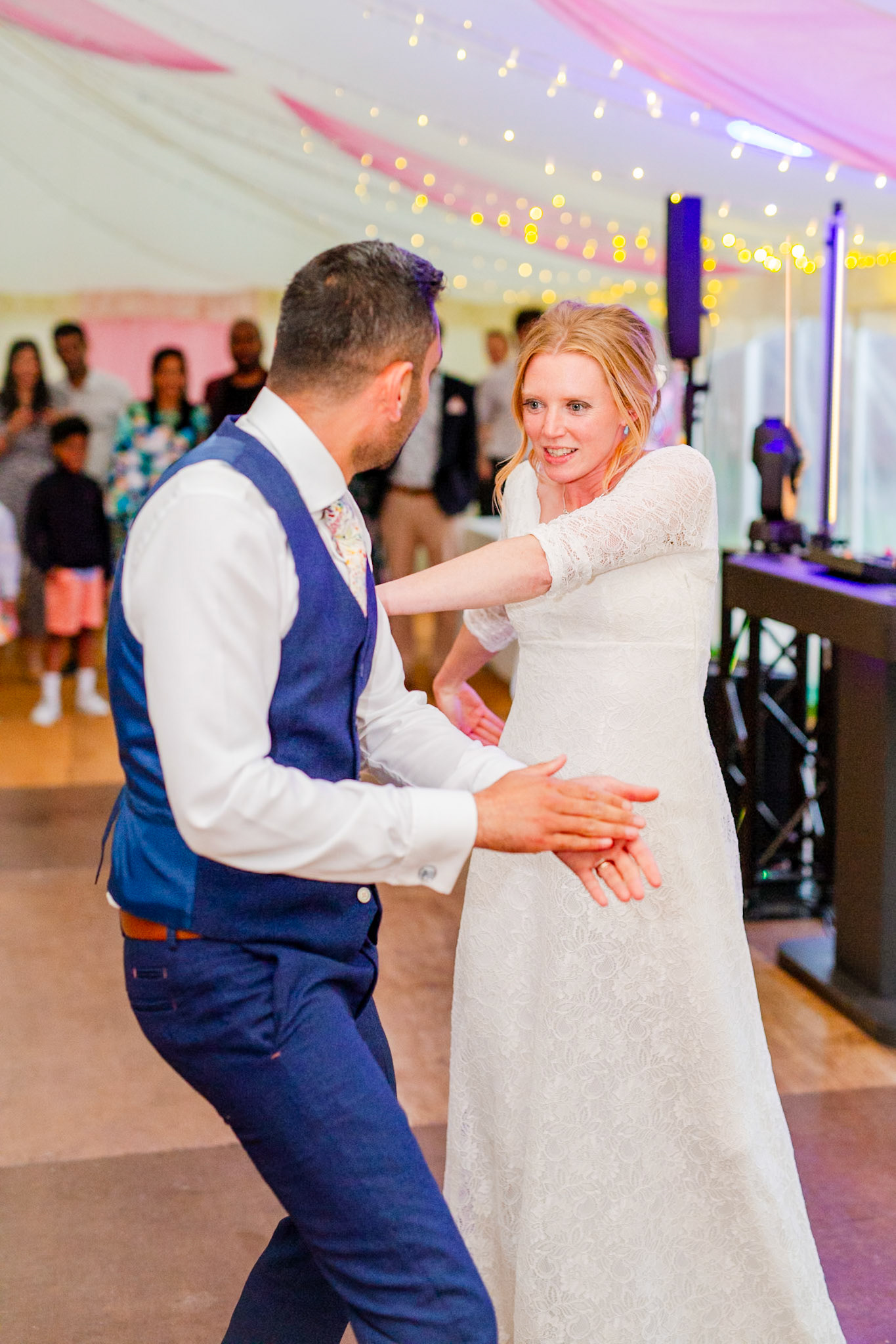 Pictures from Jay and Flo's beautiful spring wedding that took place at Shaftesbury in North Dorset and