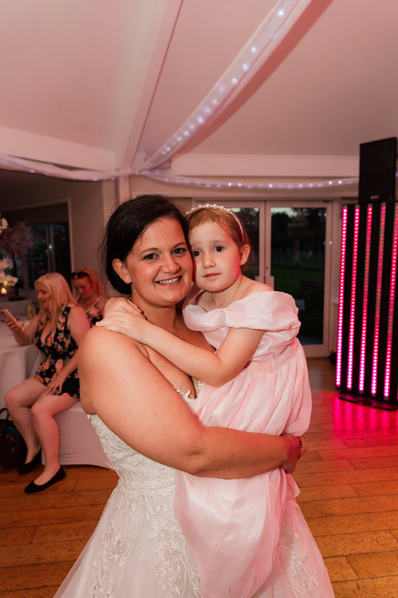 Korrine and Gregs Wedding took place at Sandford springs with the ceremony taking place at Overton Church on a beautiful sunny day on the 9th September 2023