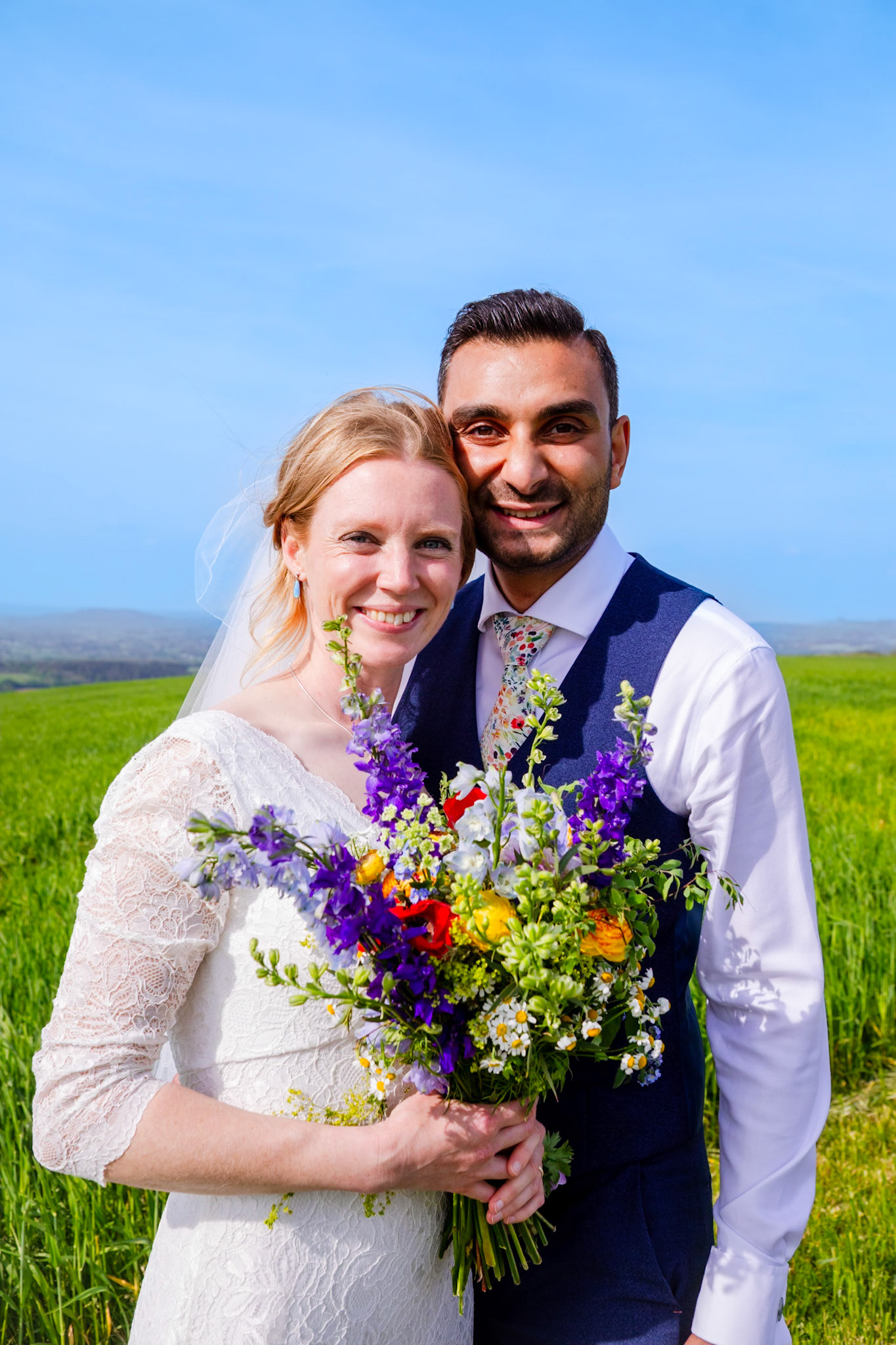 Pictures from Jay and Flo's beautiful spring wedding that took place at Shaftesbury in North Dorset and